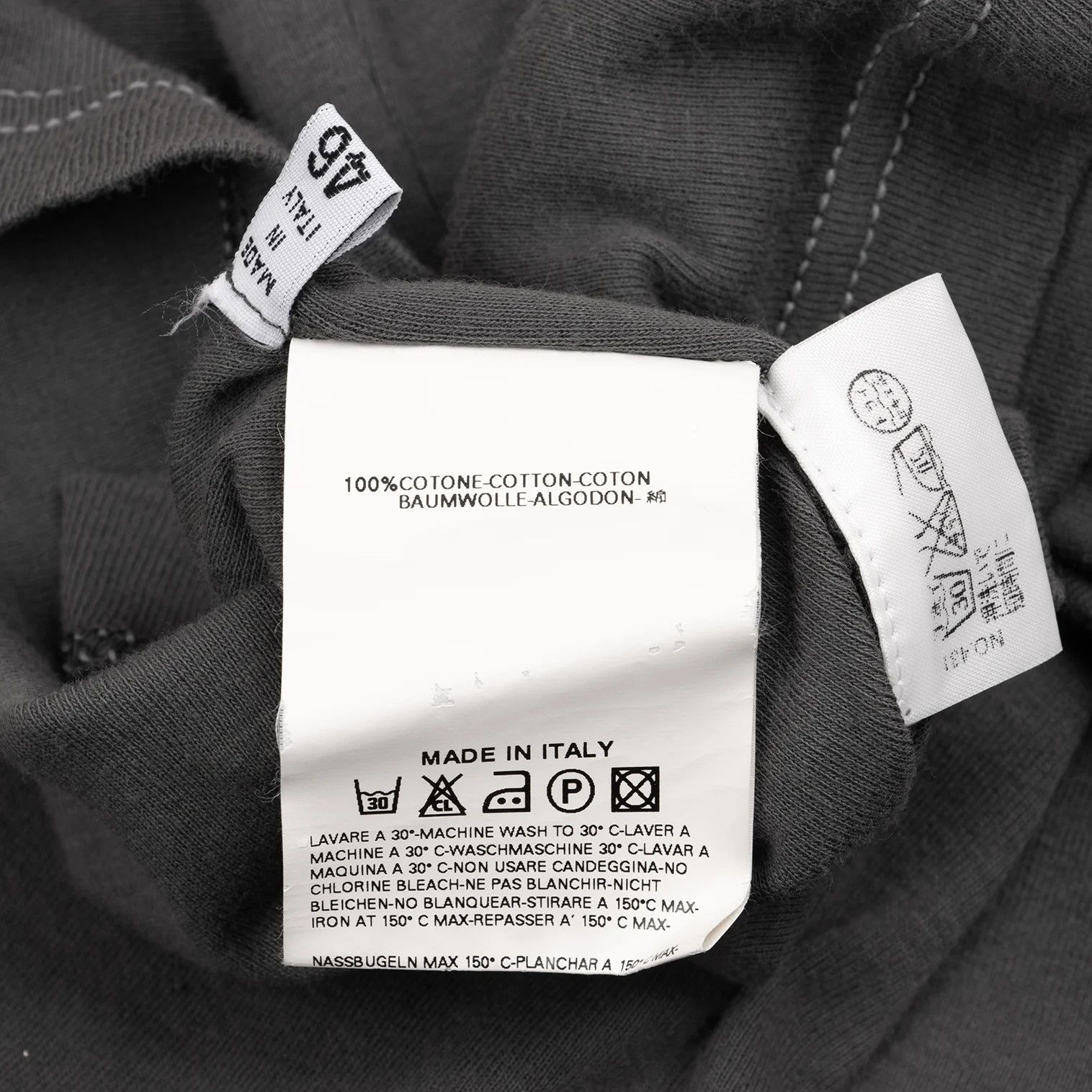 Maison Margiela Panel Cut Off-Shoulder T-Shirt in Charcoal 46 Size US S / EU 44-46 / 1 - 9 Thumbnail