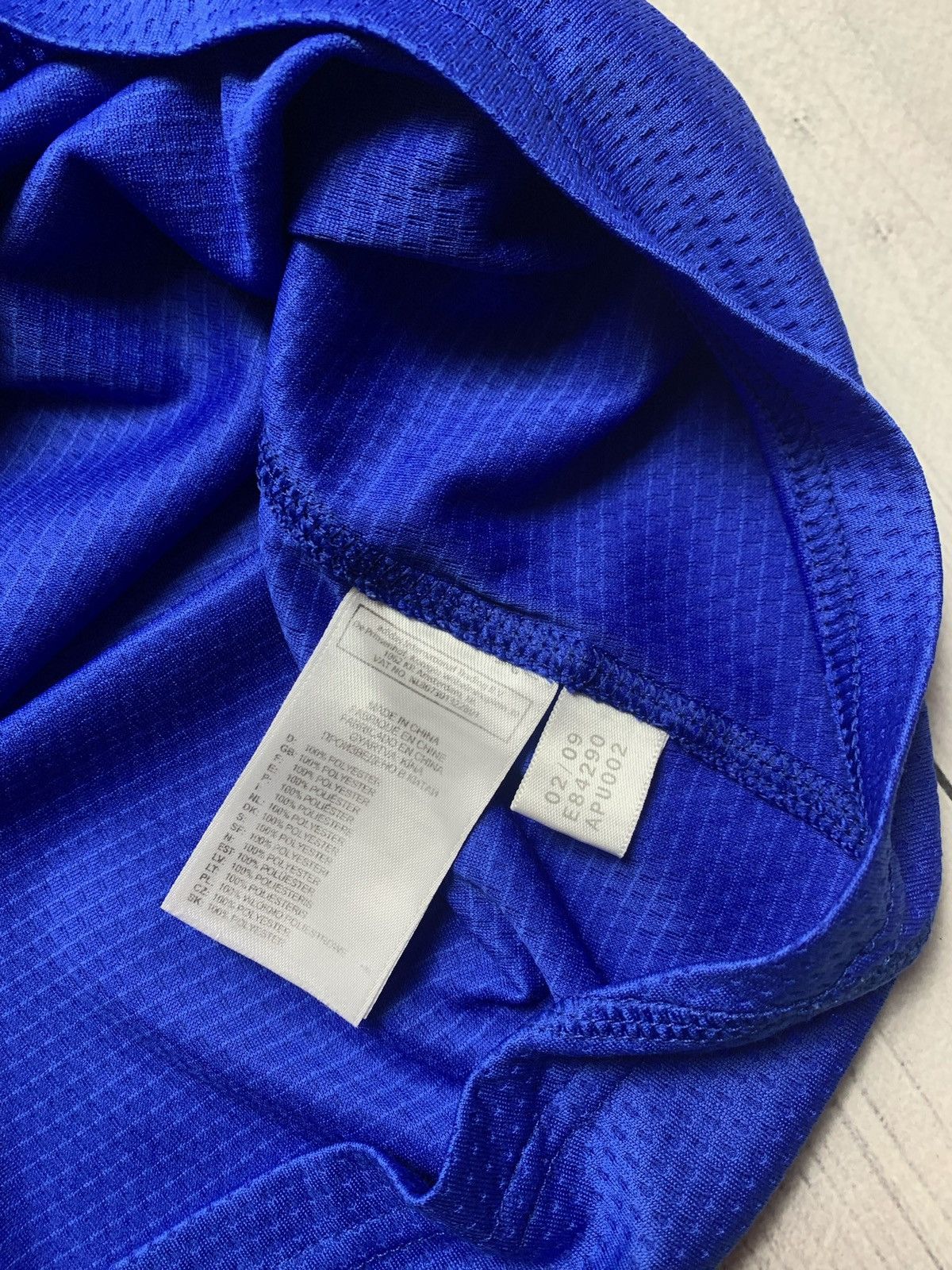 Adidas Vintage adidas Chelsea soccer jersey size M long sleeve Size US M / EU 48-50 / 2 - 5 Thumbnail