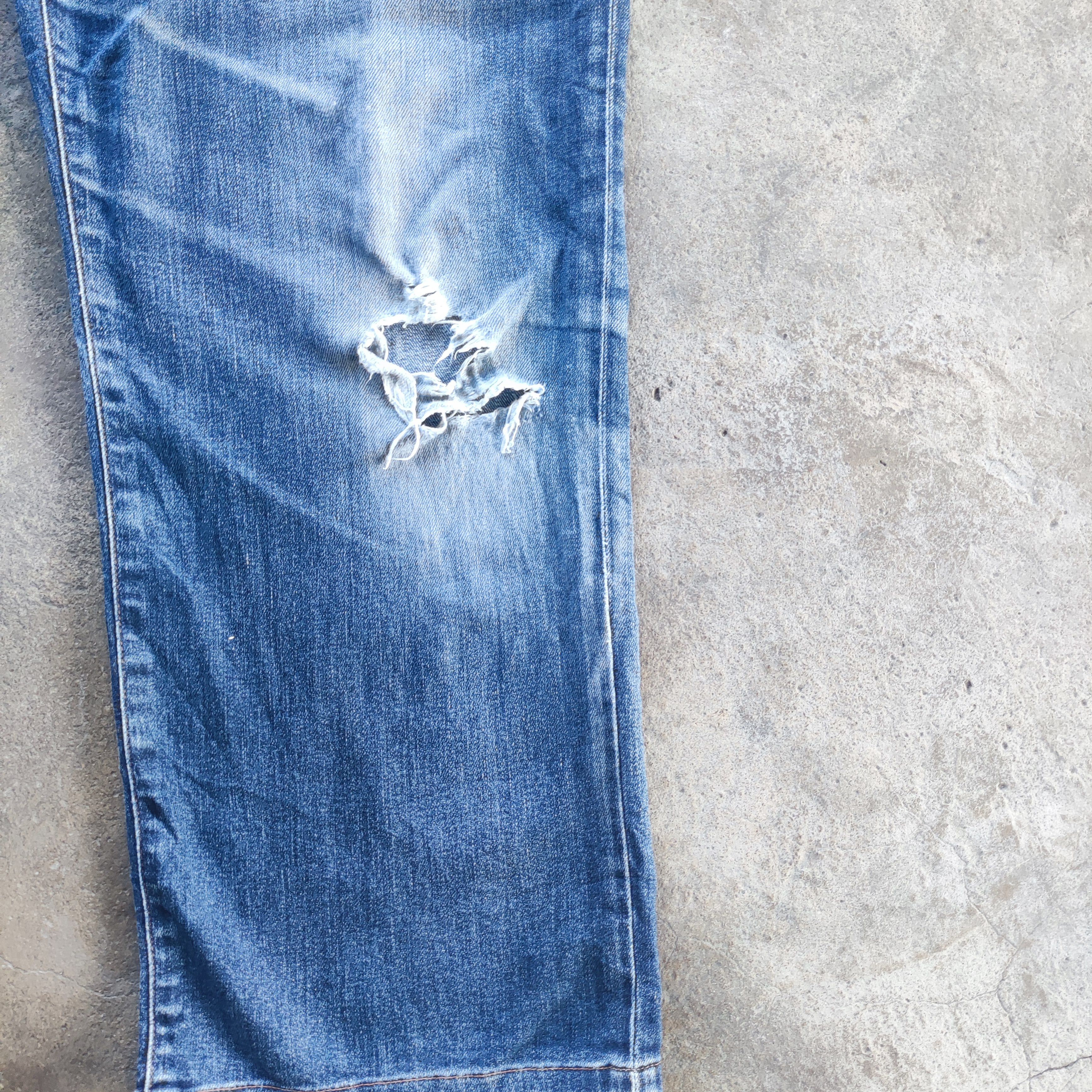 Japanese Brand Vintage Japanese Brand Buggy jeans Distressed Pants Size US 36 / EU 52 - 5 Thumbnail