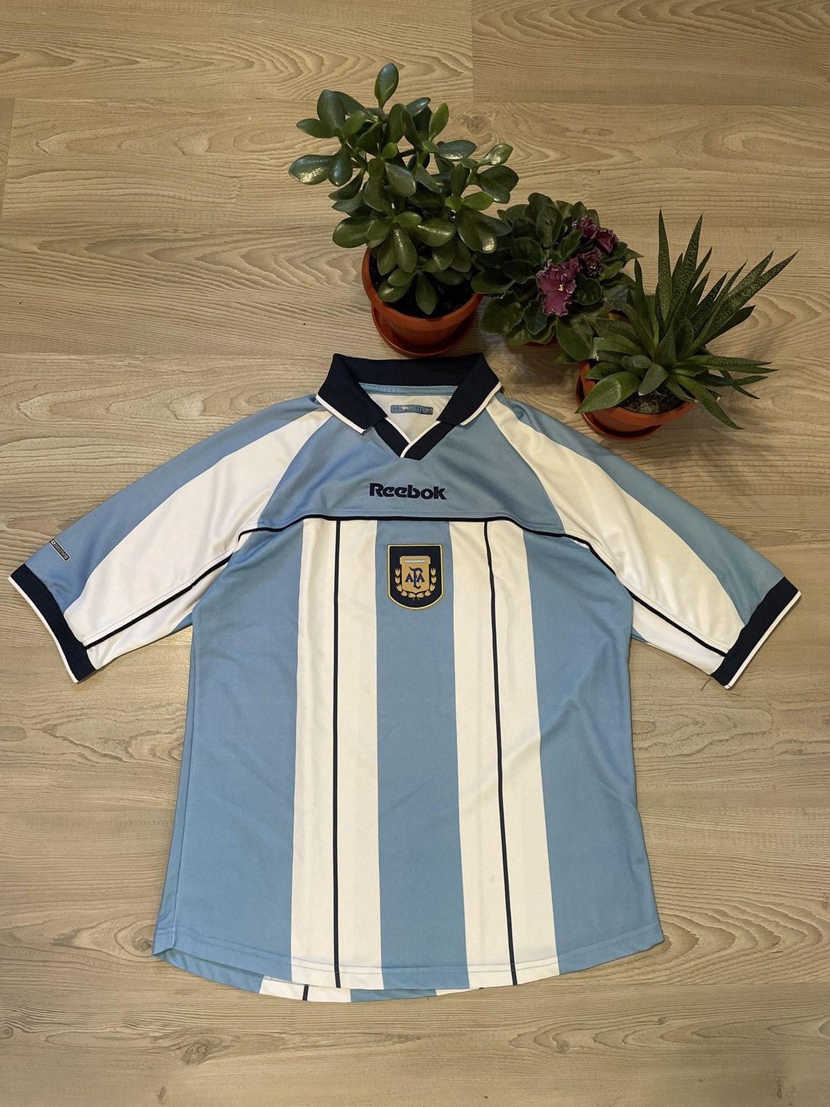 Pre-owned Reebok X Soccer Jersey Reebok Argentina Vintage Jersey Large In White/blue