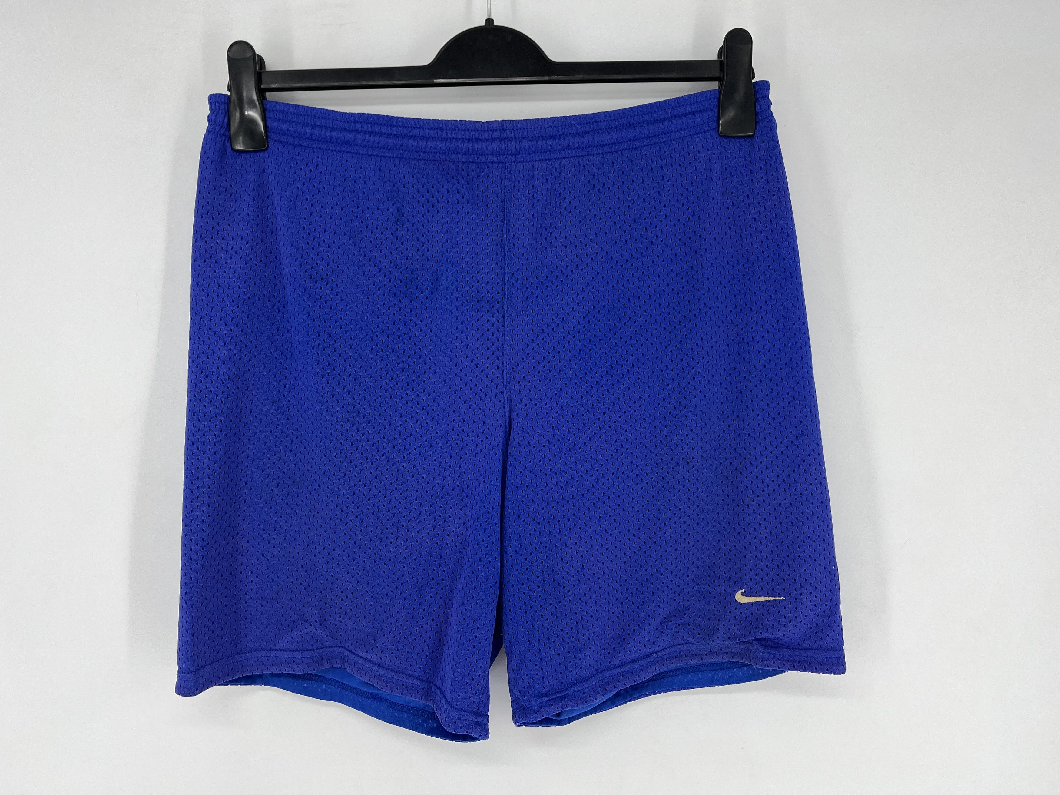 Nike 90s Vintage Nike Swoosh Logo Shorts Travis Style Size US 30 / EU 46 - 2 Thumbnail