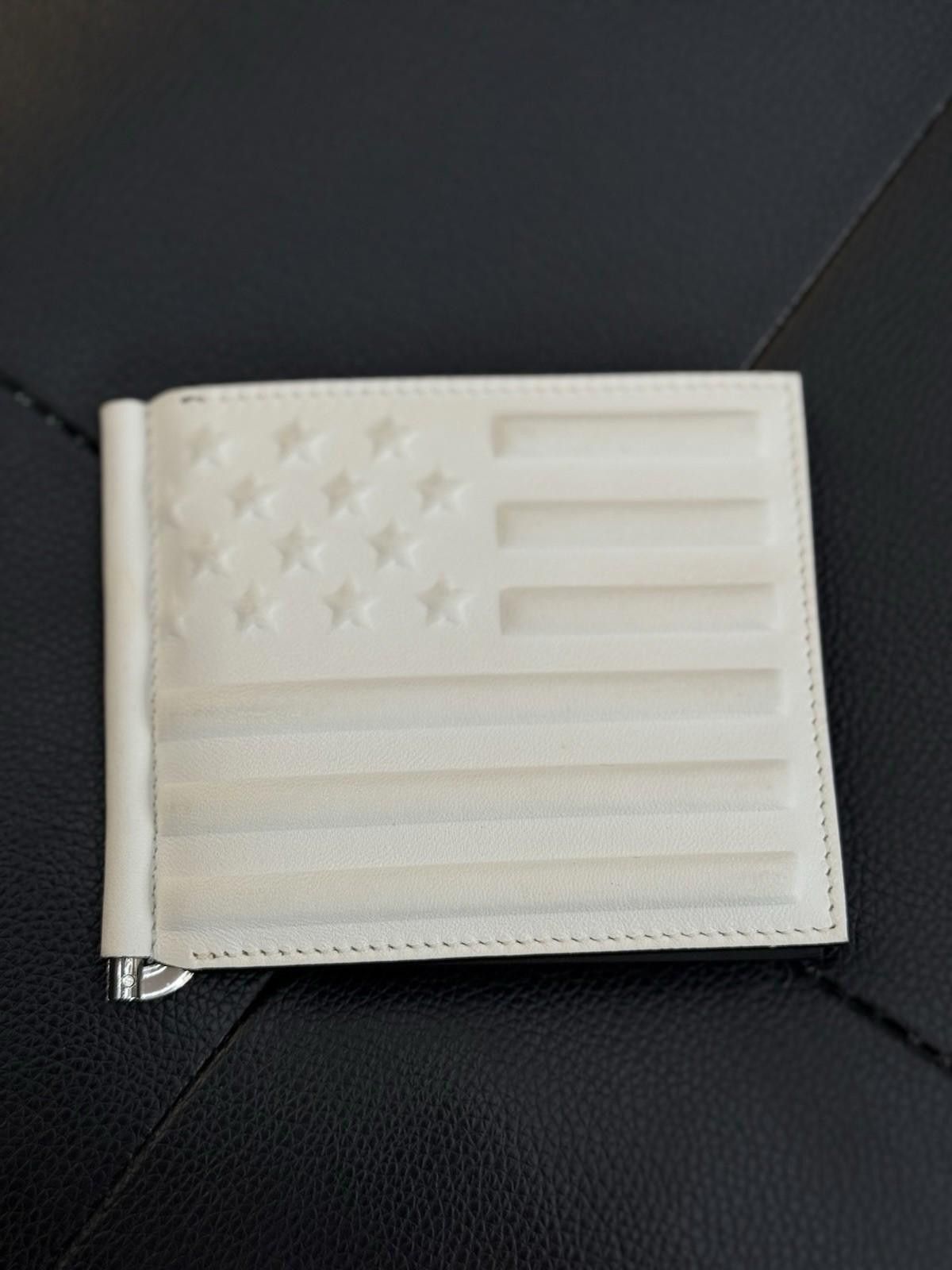 Givenchy Auth GIVENCHY Bifold Wallet White USA Flag Leather - $450 Size ONE SIZE - 1 Thumbnail
