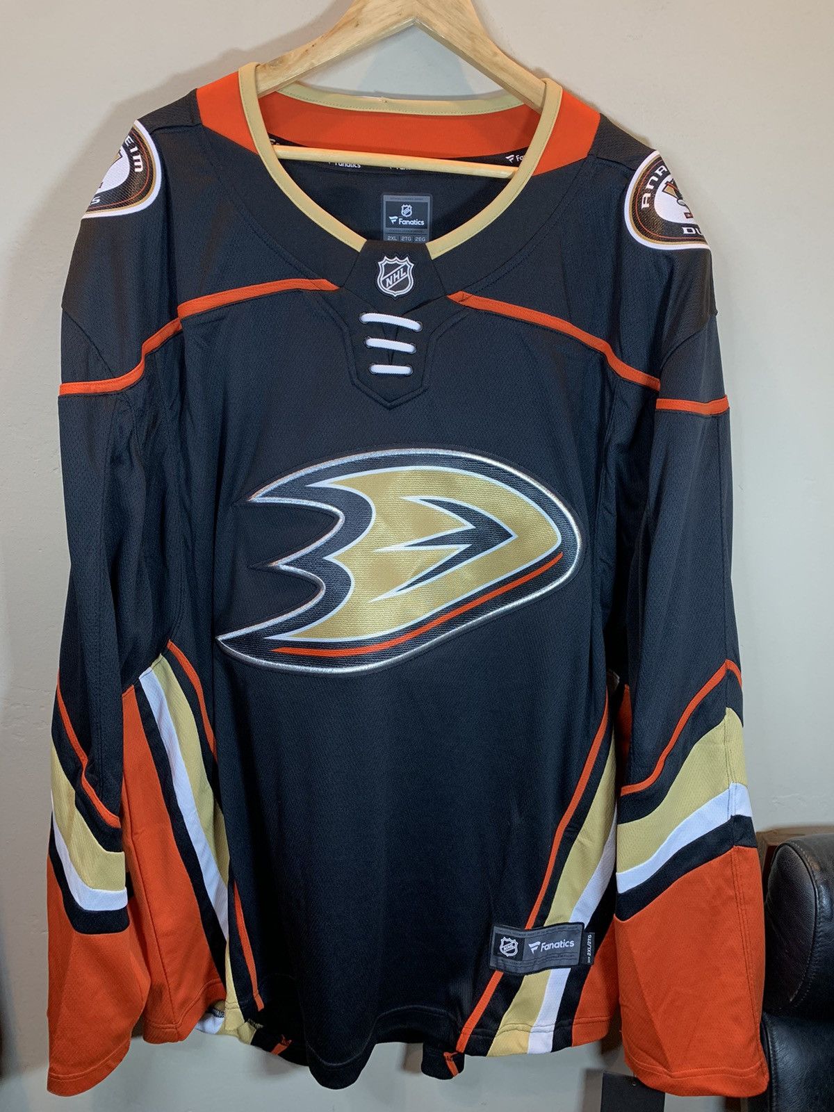 RARE* New Anaheim Ducks NHL Hockey Jersey Embroidered 2XL