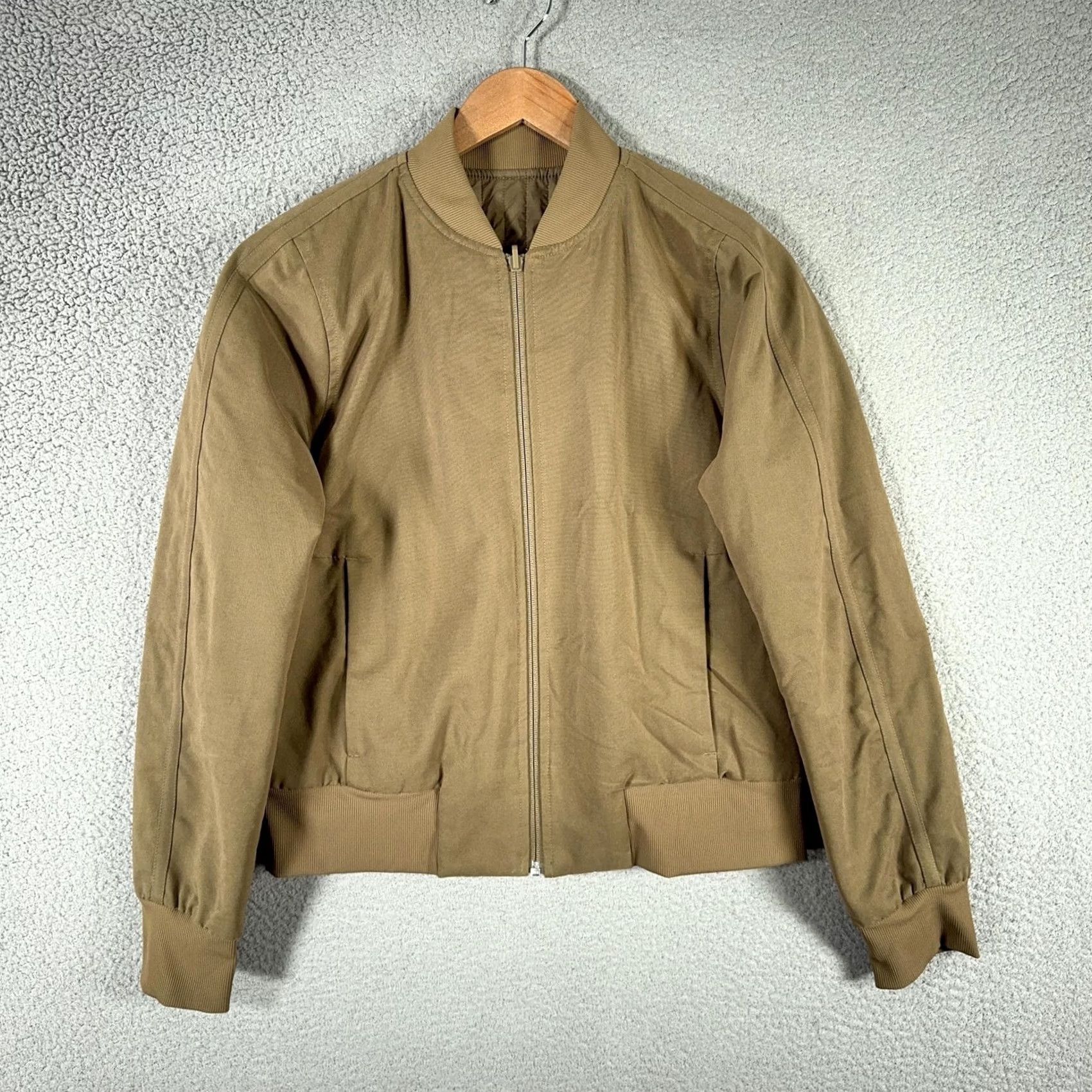 Lululemon Lululemon Bomber Jacket Womens 8 Brown Khaki Non Stop Reversible Quilted Cotton Blend Zip Pockets Size M / US 6-8 / IT 42-44 - 7 Thumbnail