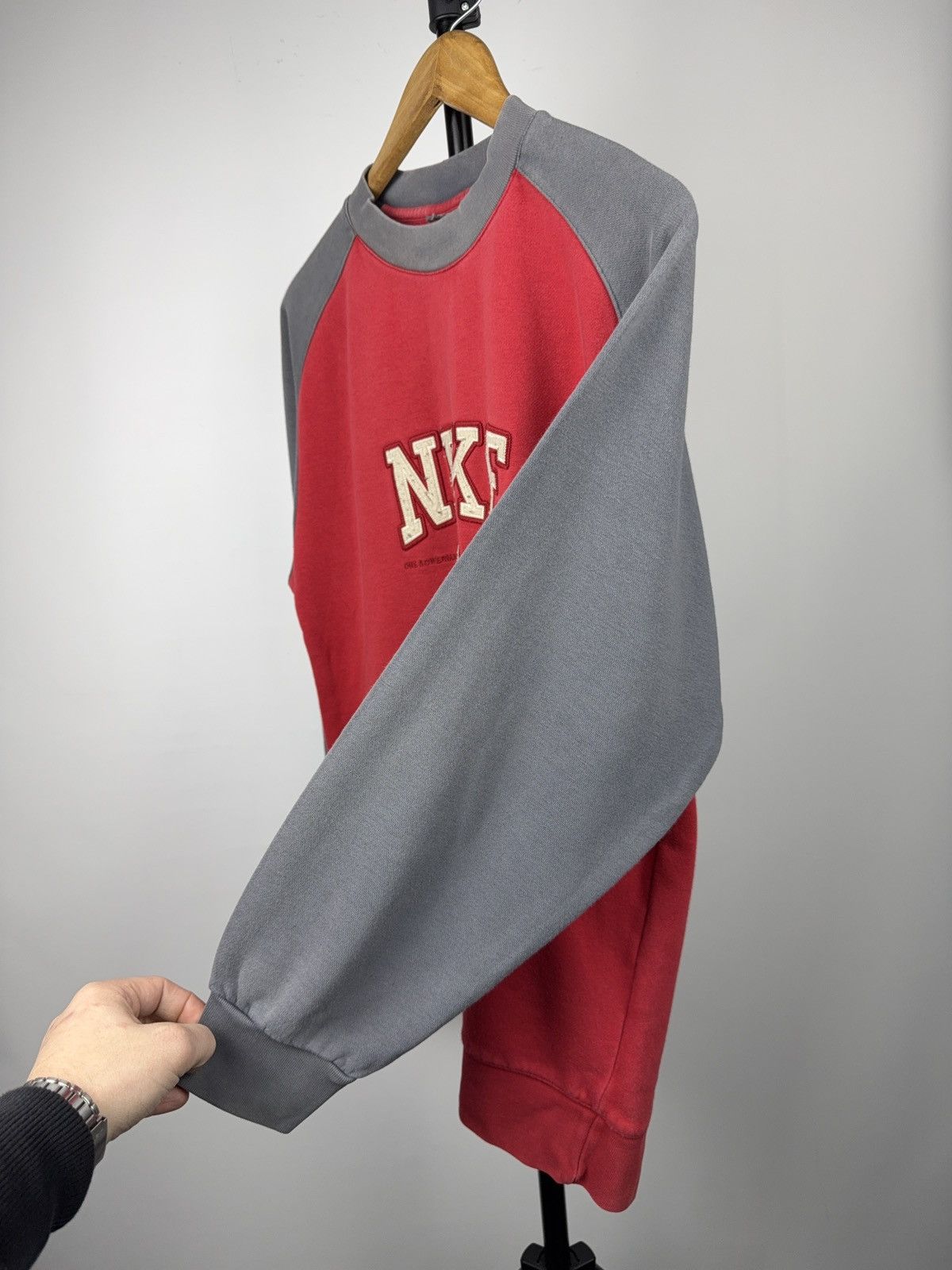Nike ❤️‍🔥 Nike Vintage Faded Raglan Embroidered Crewneck Sweatshirt Size US S / EU 44-46 / 1 - 6 Thumbnail
