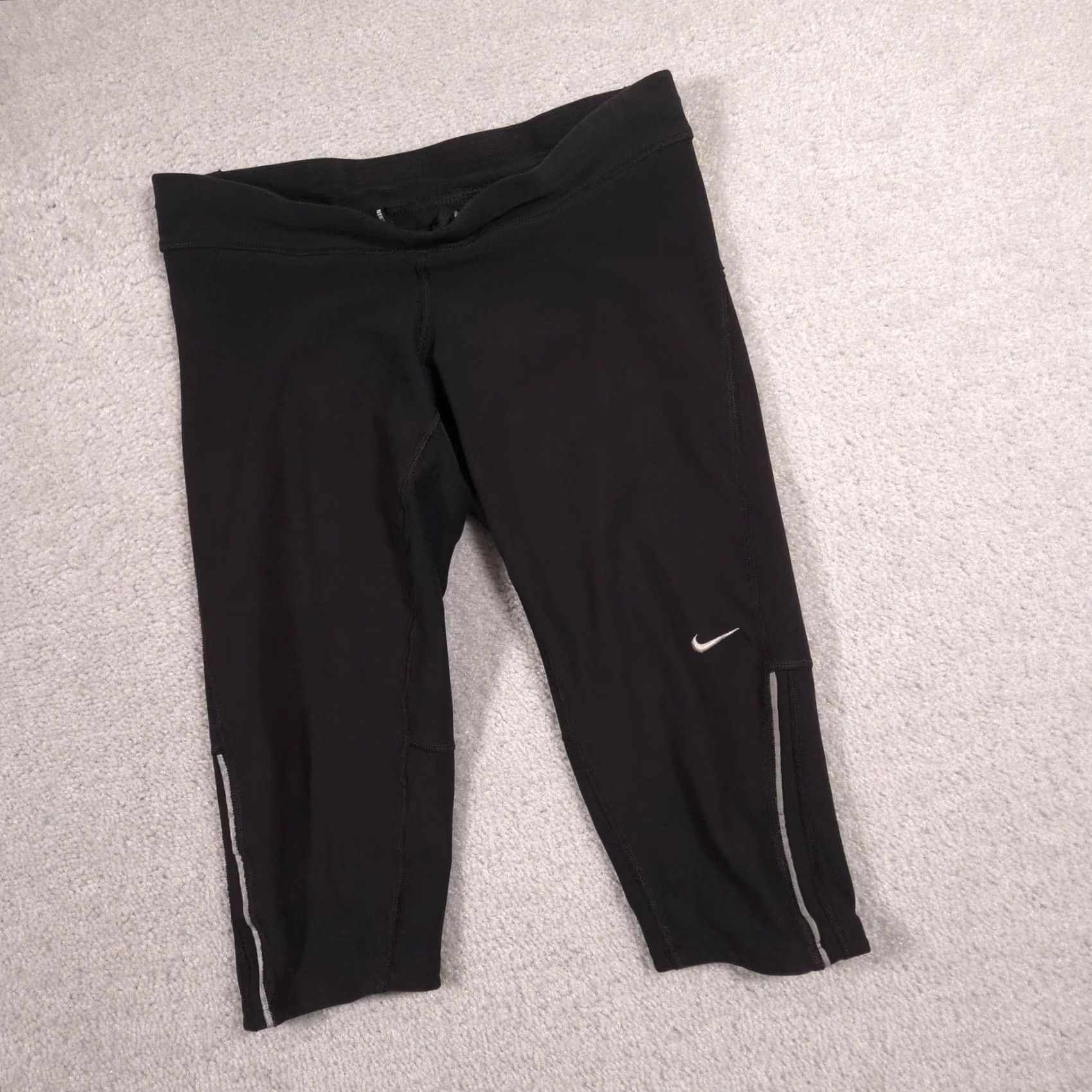 Nike Nike Dri-FIT Pants Womens Small Black Crop Running Leggings Zip Pocket Athletic Size 28" / US 6 / IT 42 - 3 Thumbnail