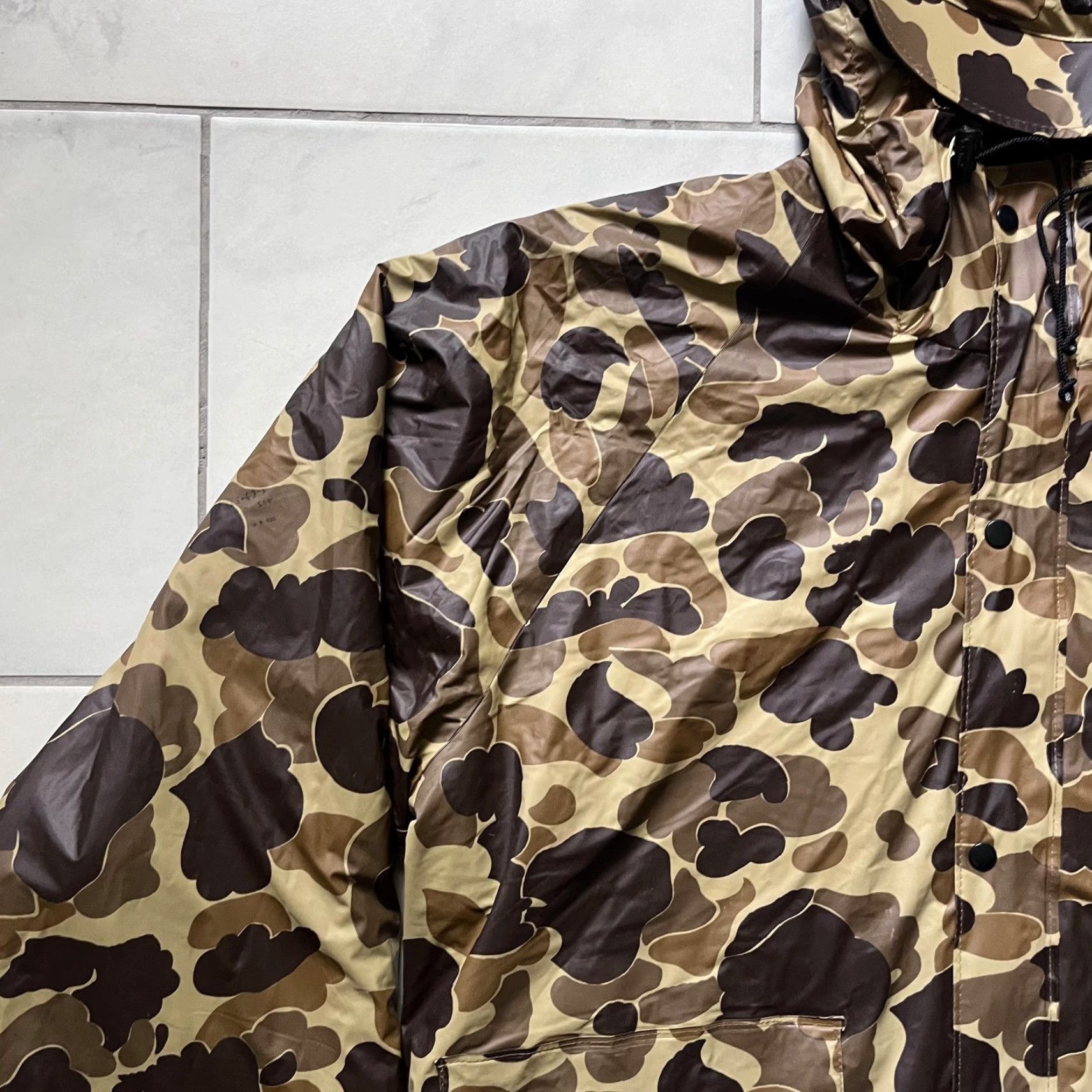 Vintage VINTAGE LL Bean Guide Suit Jacket Pants Set Mens Large 36x32 Camo Insulated Hood PVC Navy Brown Camouflage 2 Piece Notch Lapel Mens Size 42R - 6 Thumbnail