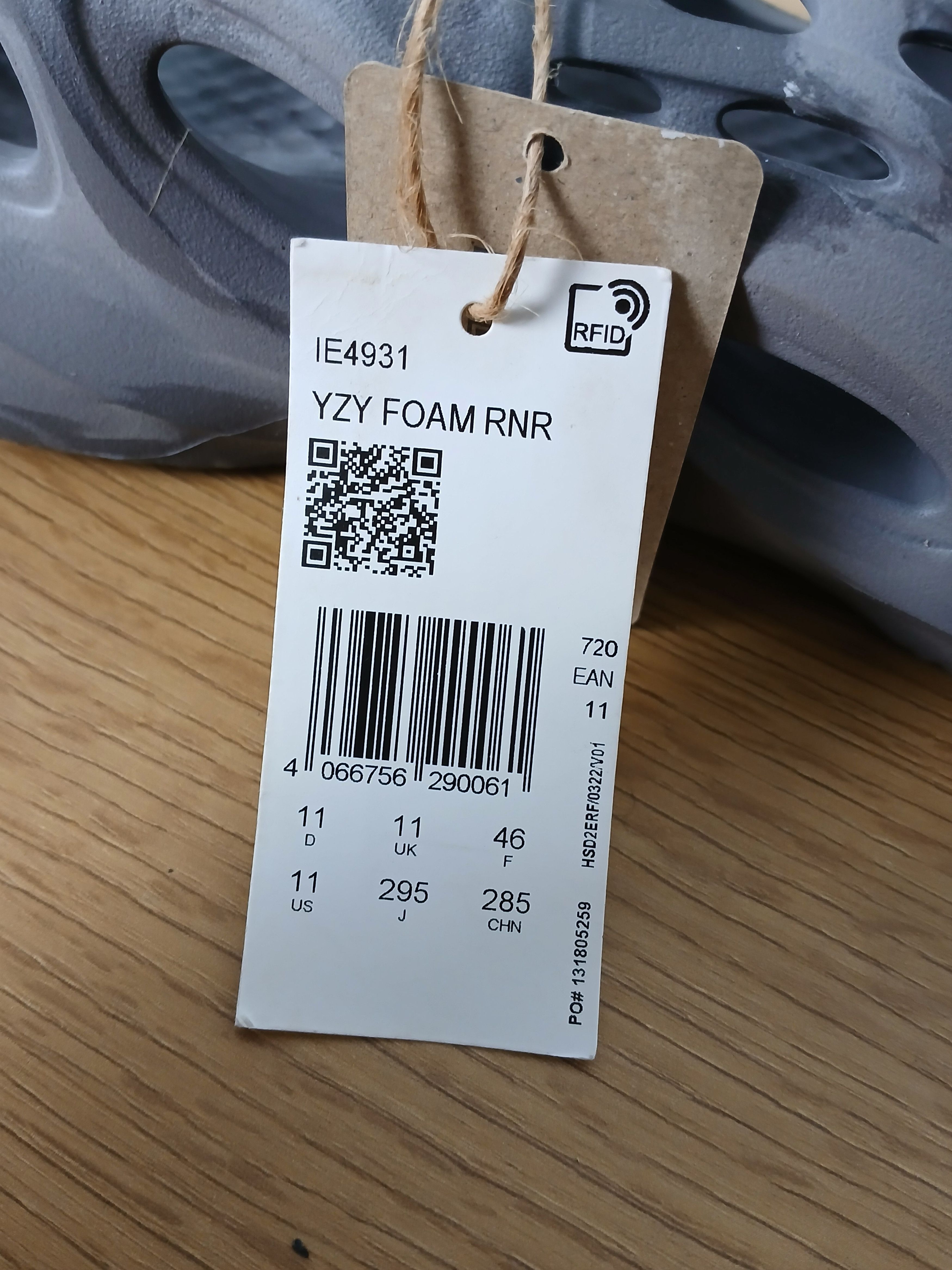 Adidas × Kanye West × Yeezy New Adidas Yeezy Foam Runner Size US 11 / EU 44 - 10 Thumbnail