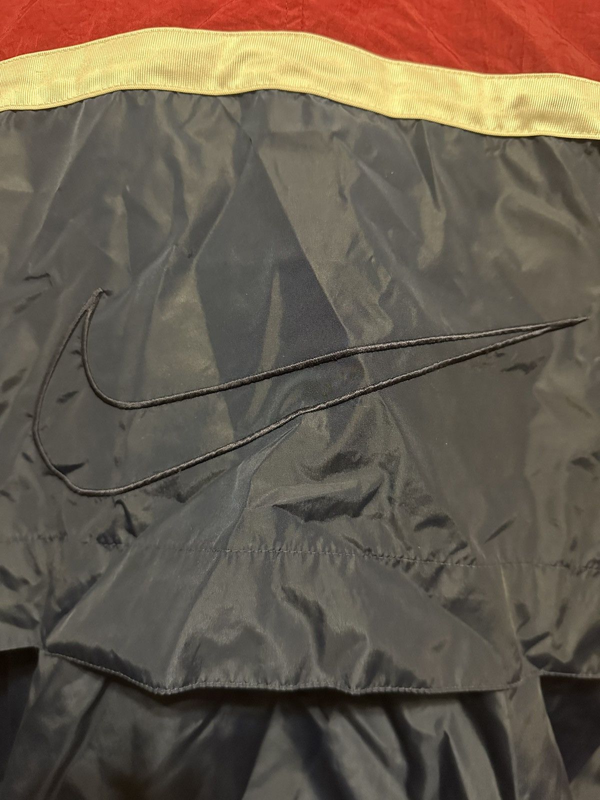 Nike × Vintage Vintage Nike Windbreaker Jacket 90’s Big Swoosh Logo Grail Size US L / EU 52-54 / 3 - 3 Thumbnail