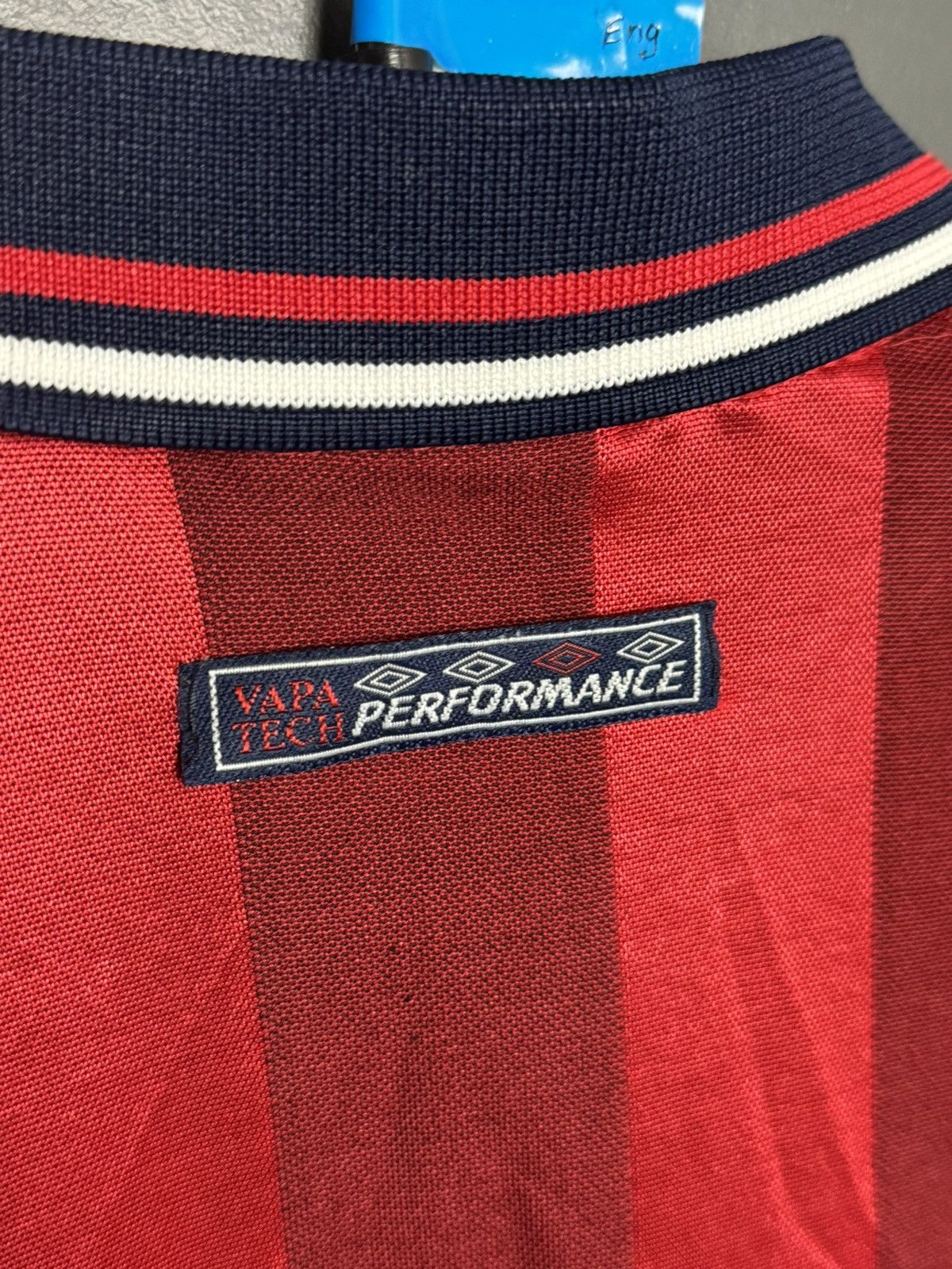 Umbro England National Team 97/99 Away Football Jersey T-Shirt Size US L / EU 52-54 / 3 - 4 Thumbnail