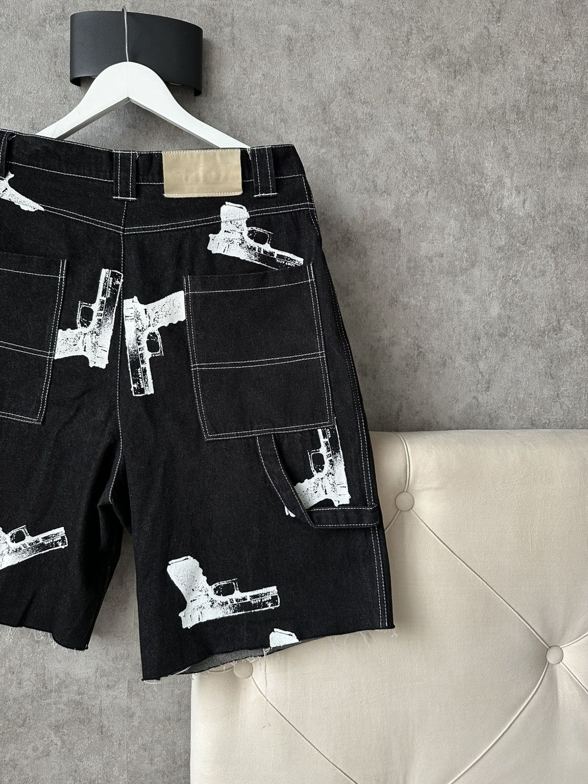Other Sort company GLOCK 100% Rap shorts Size US 30 / EU 46 - 9 Thumbnail