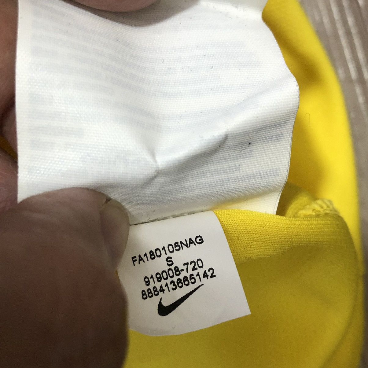 Nike chelsea 18/19 away shirt #18 Giroud Size US S / EU 44-46 / 1 - 11 Thumbnail