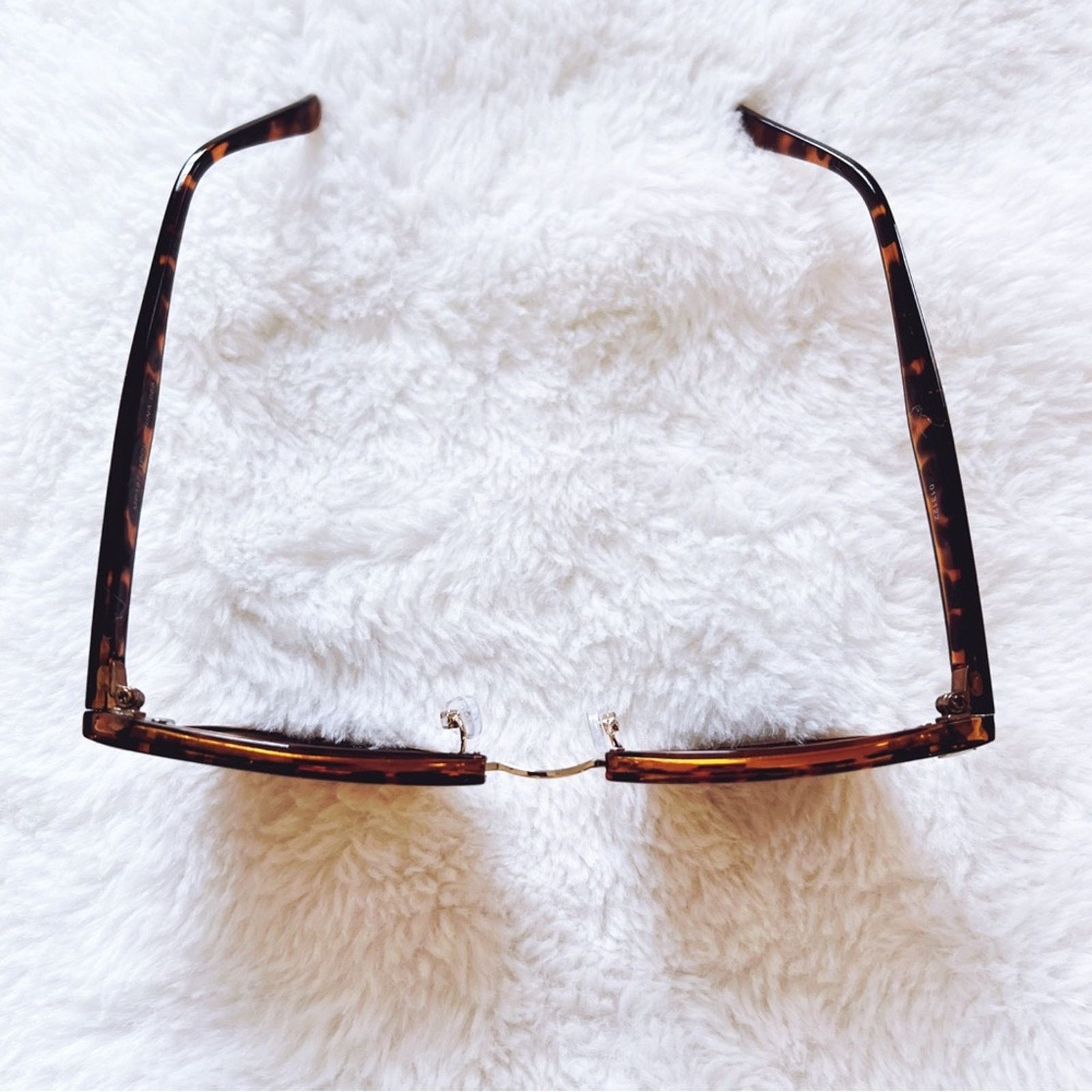 Other Thalia Brown Sleek Modern Sunglasses Size ONE SIZE - 4 Thumbnail