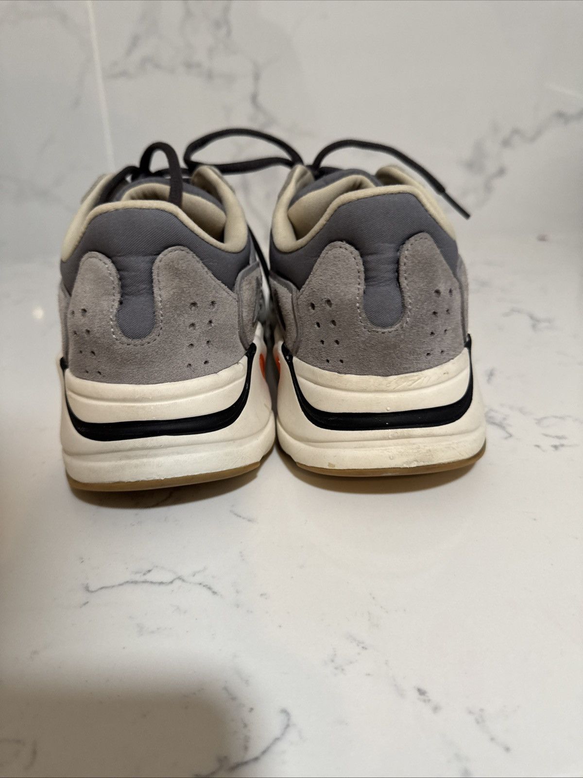 Yeezy Adidas Yeezy Boost 700 Magnet size 9 Size US 9 / EU 42 - 4 Thumbnail