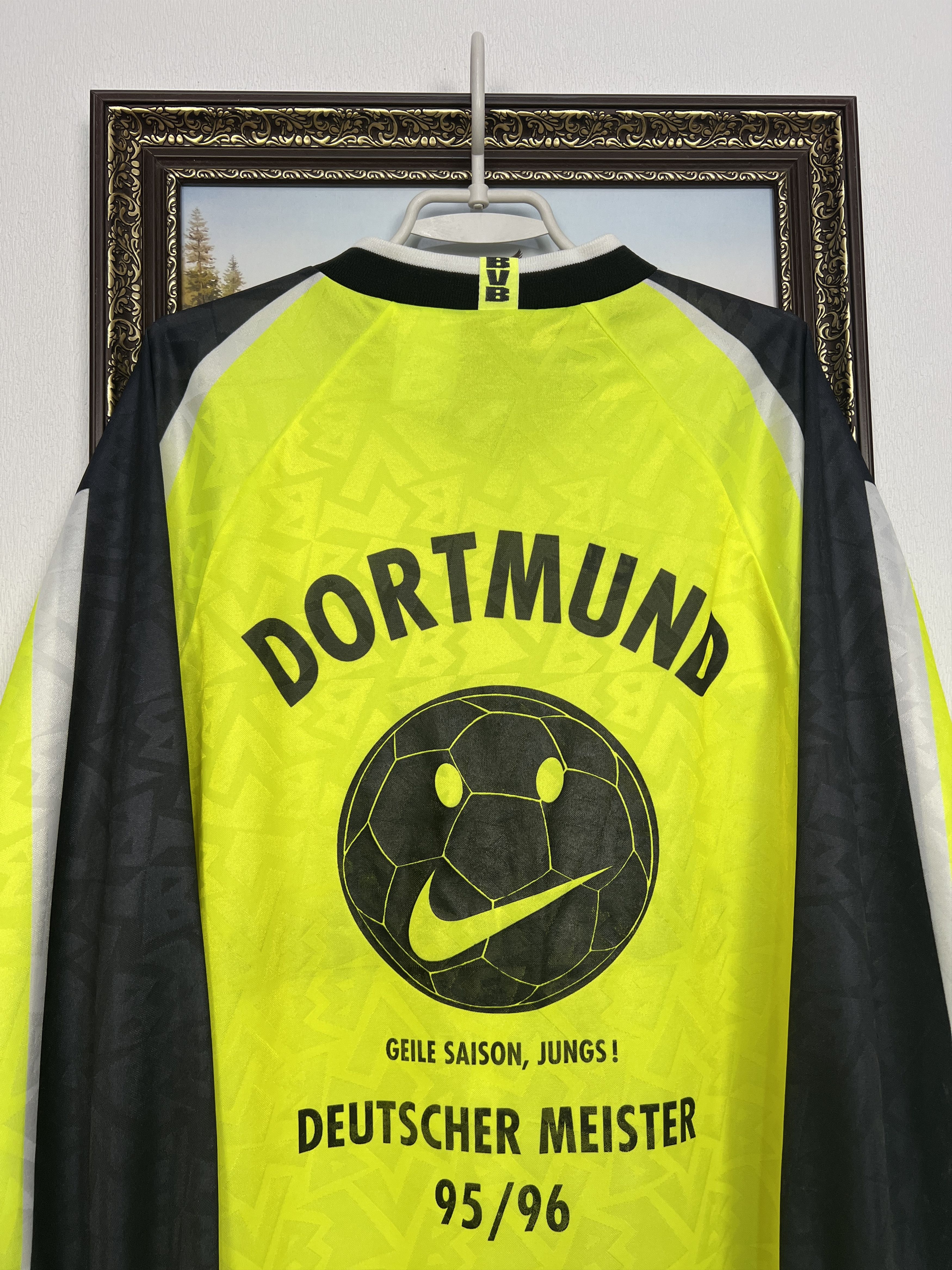 Nike Borussia Dortmund football shirt Soccer Long Sleeve Jersey Size US L / EU 52-54 / 3 - 9 Thumbnail