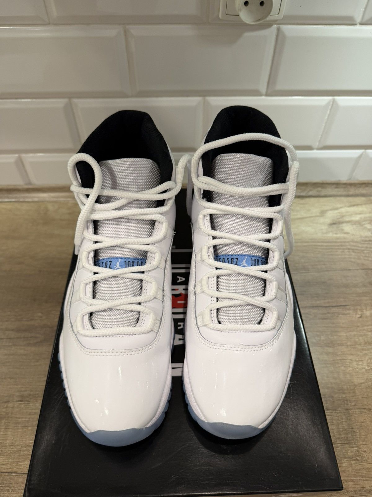 Jordan Brand Jordan 11 Legend Blue Size US 10.5 / EU 43-44 - 5 Thumbnail