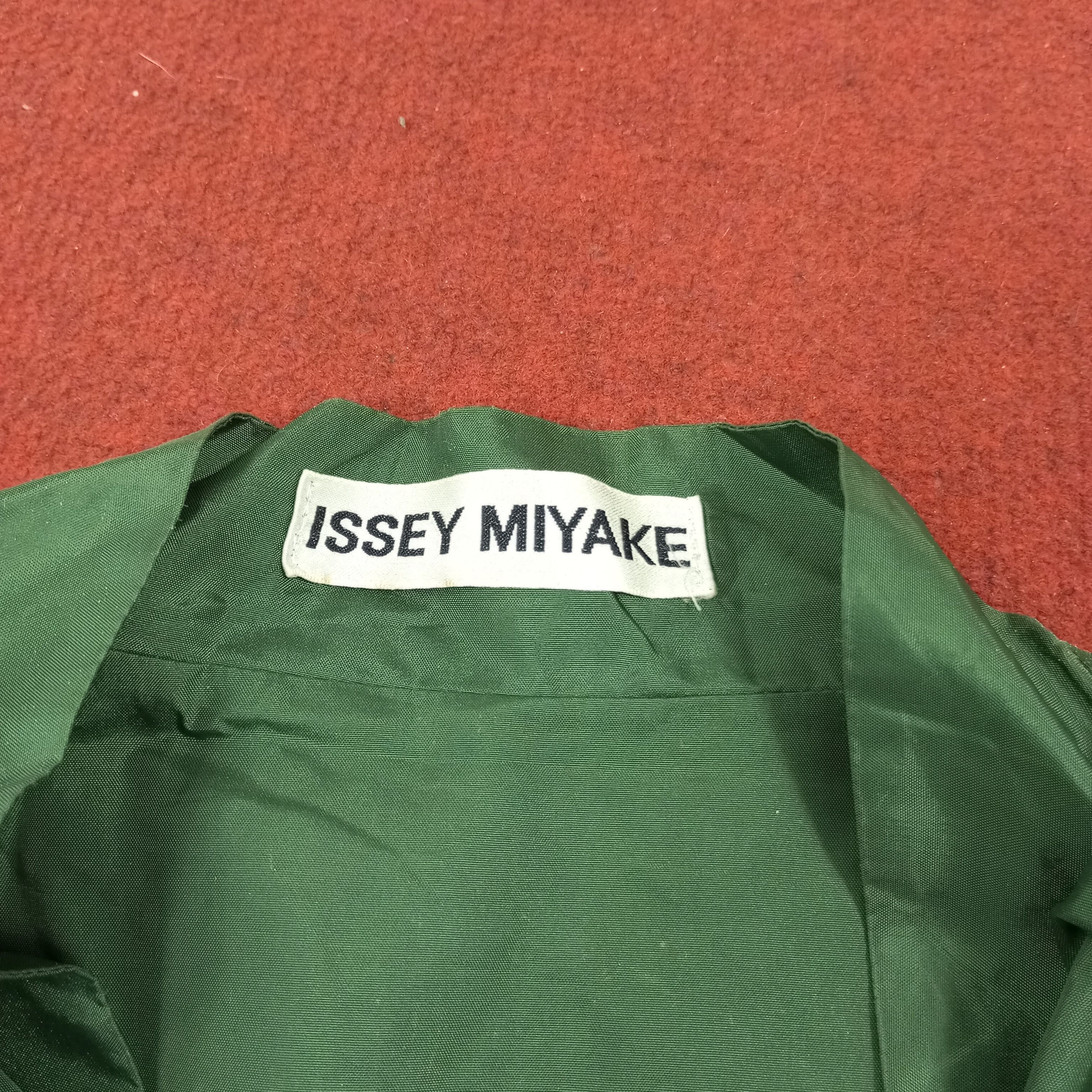 Issey Miyake × Japanese Brand × Vintage Issey Miyake Japanese Fashion Designer Jacket Size US XXL / EU 58 / 5 - 5 Thumbnail