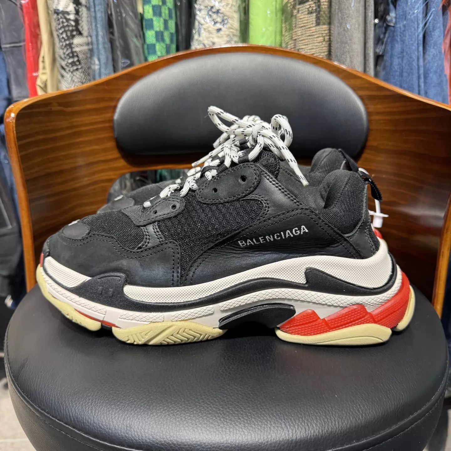 Balenciaga Balenciaga Triple S Black Red Distressed 41 Size US 8 / EU 41 - 6 Thumbnail