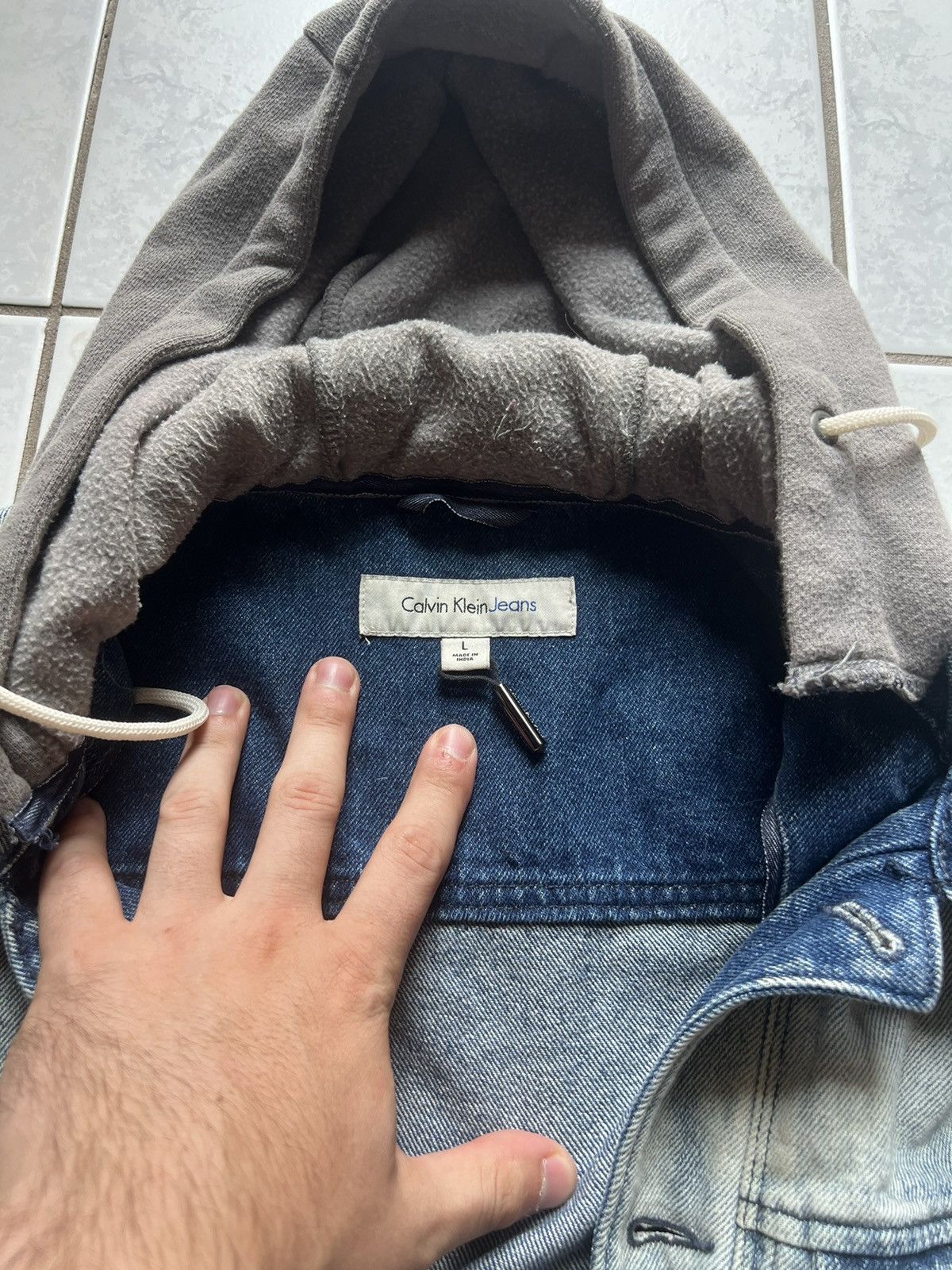 Calvin Klein Calvin Klein Jean jacket w/ hoodie vintage Y2K Size US L / EU 52-54 / 3 - 3 Thumbnail