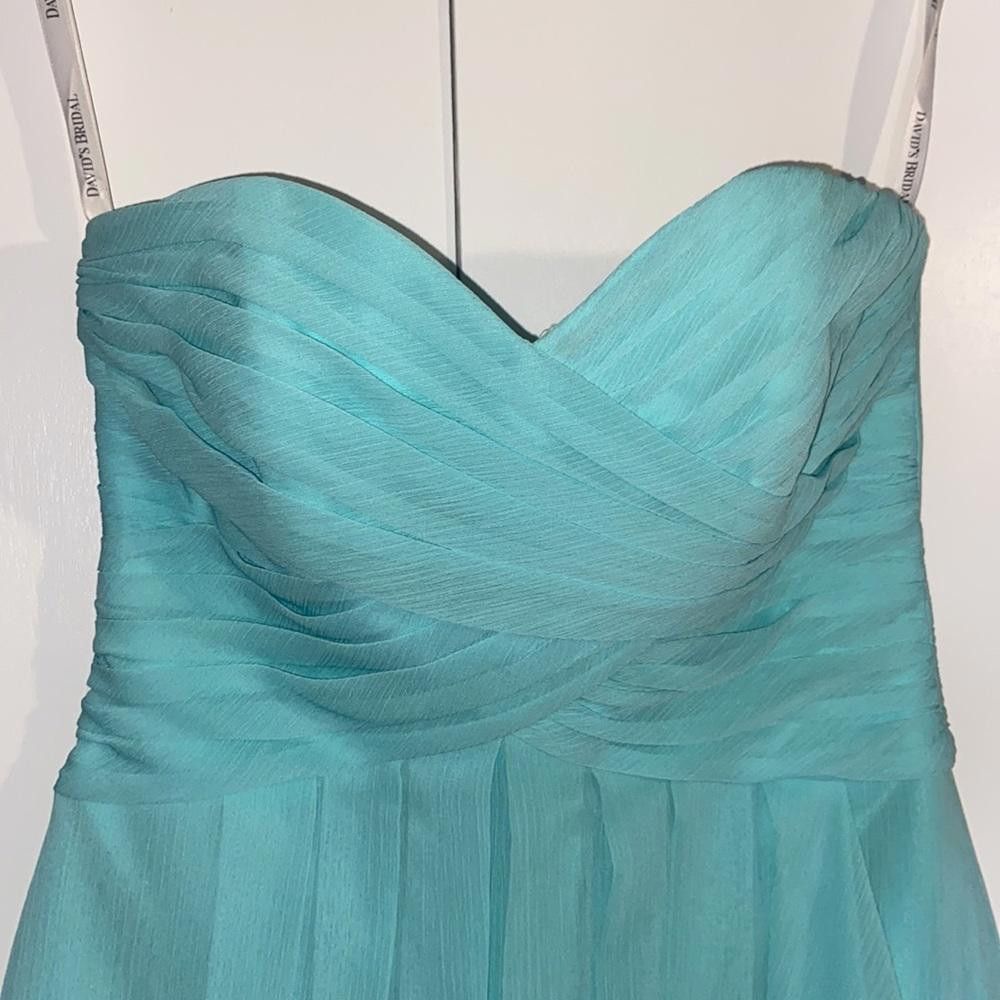 Designer David’s Bridal l Crinkle Chiffon Sweetheart Dress Size 2 Size XS / US 0-2 / IT 36-38 - 3 Thumbnail