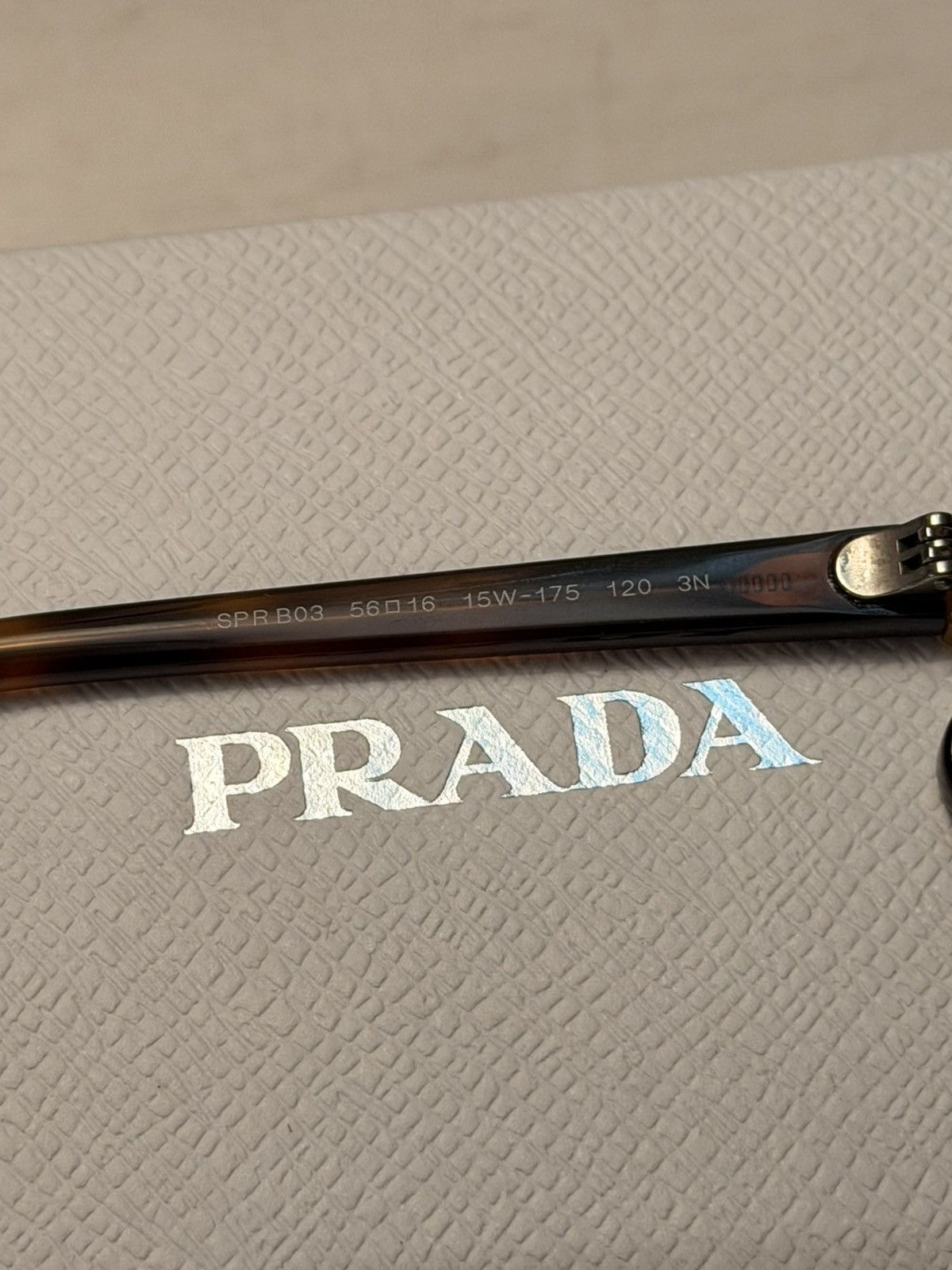 Prada Prada Runway SPRB03 Sunglasses Side Lenses Tortoise Shell Size ONE SIZE - 8 Thumbnail
