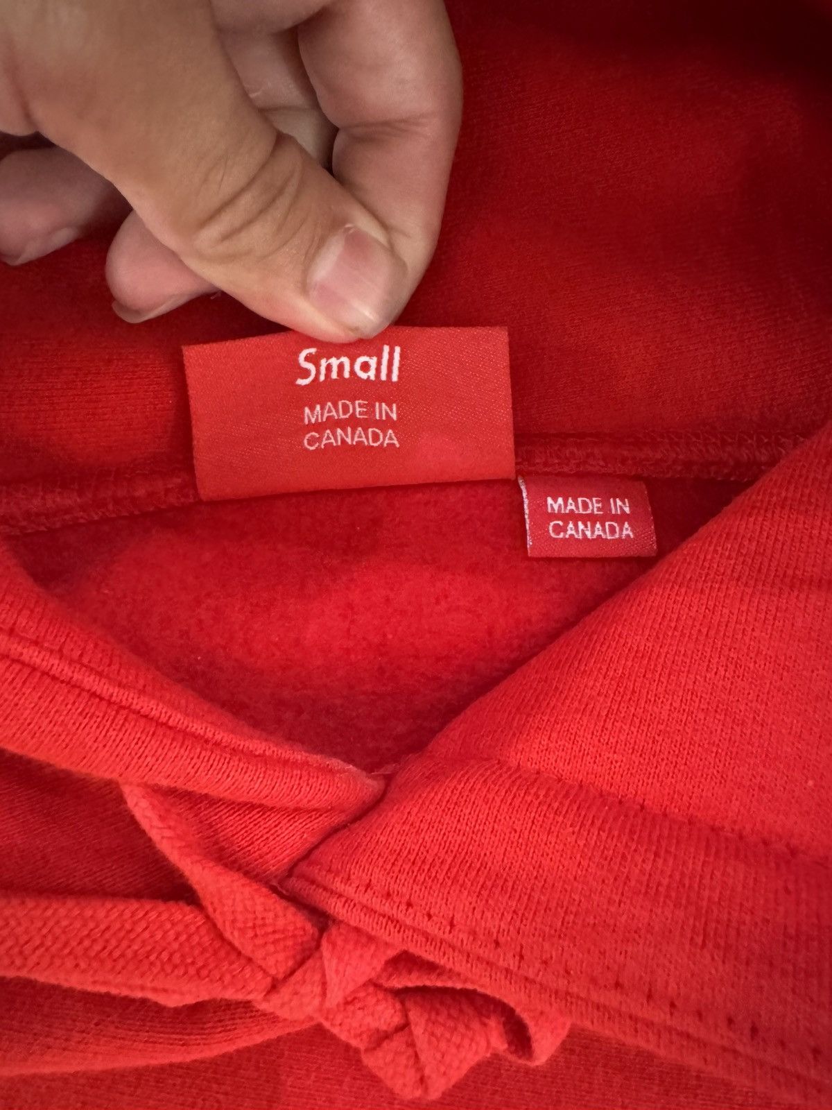 Supreme Supreme red on red box logo hoodie sz small FW23 used Size US S / EU 44-46 / 1 - 5 Thumbnail