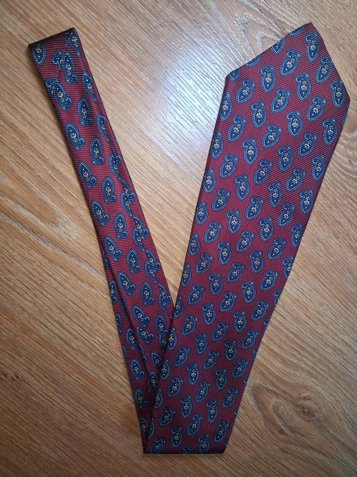 Robert Talbott Robert Talbott Silk Tie Burgundy Paisley Handmade USA Wide Size ONE SIZE - 6 Thumbnail