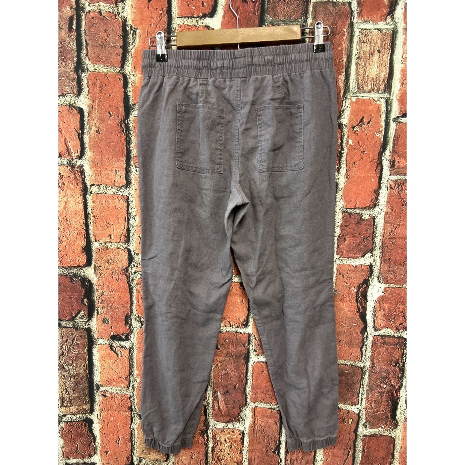 Calvin Klein Calvin Klein Women’s Pants Gray Size 4 Linen Rayon Capri Pockets Adjustable Waist Casual Business Tapered Inseam 25 in Regular Fit Women Size 27" / US 4 / IT 40 - 3 Thumbnail