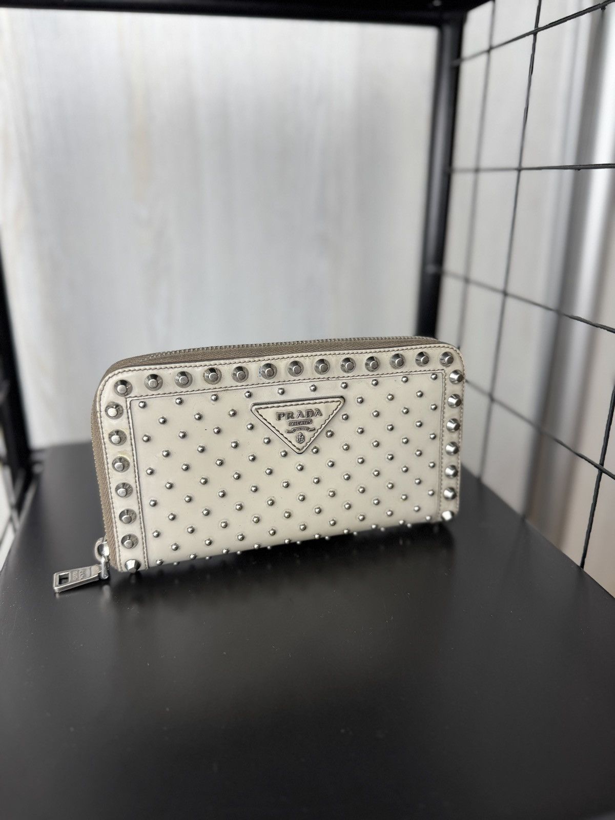 Prada PRADA WALLET STUDDED PURSE GRAY CARDS STUDDED WALLET Grey Size ONE SIZE - 5 Thumbnail