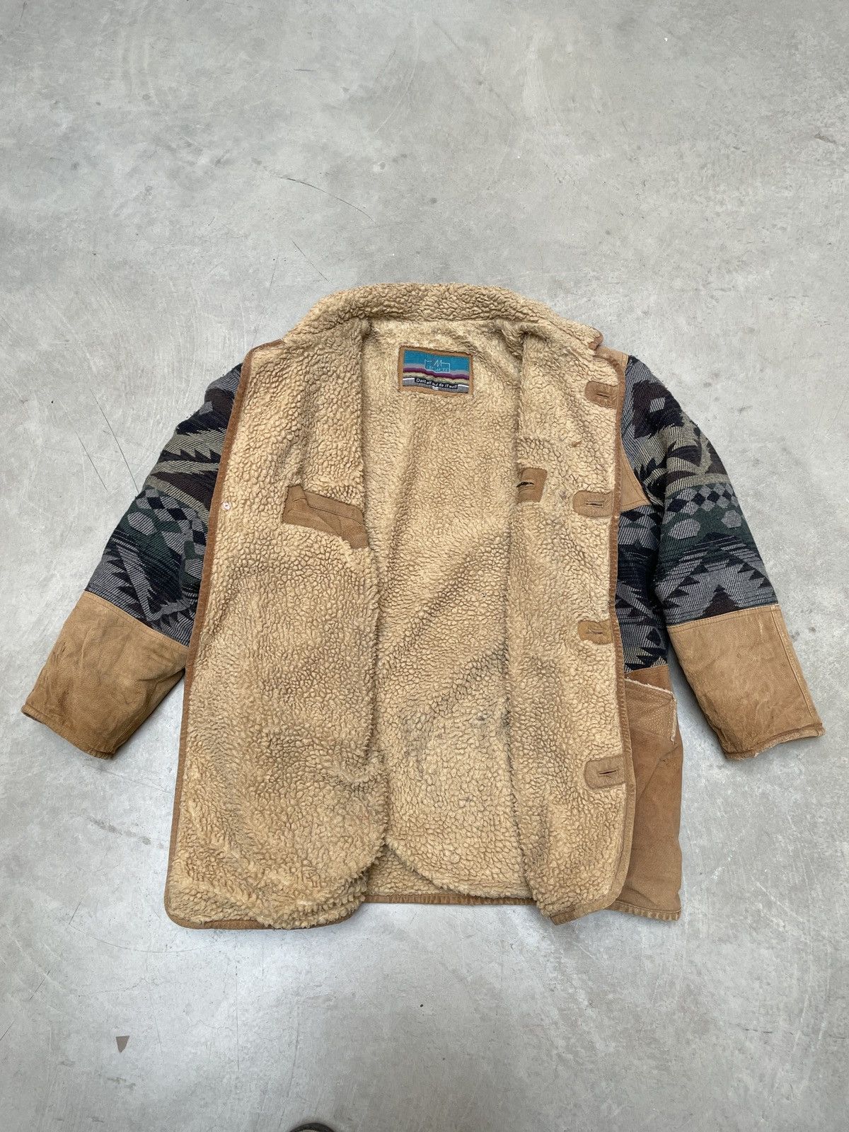 Vintage Vintage Suede Native Ranch Coat XL Shearling Patina Size US XXL / EU 58 / 5 - 5 Thumbnail