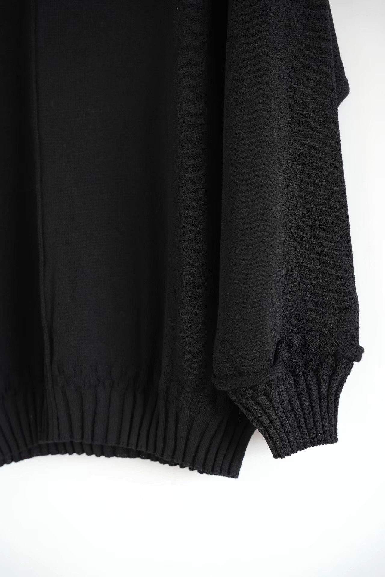 Yohji Yamamoto Yohji Yamamoto 24aw Cut-Out Distressed Sweater K4 Size US L / EU 52-54 / 3 - 5 Thumbnail