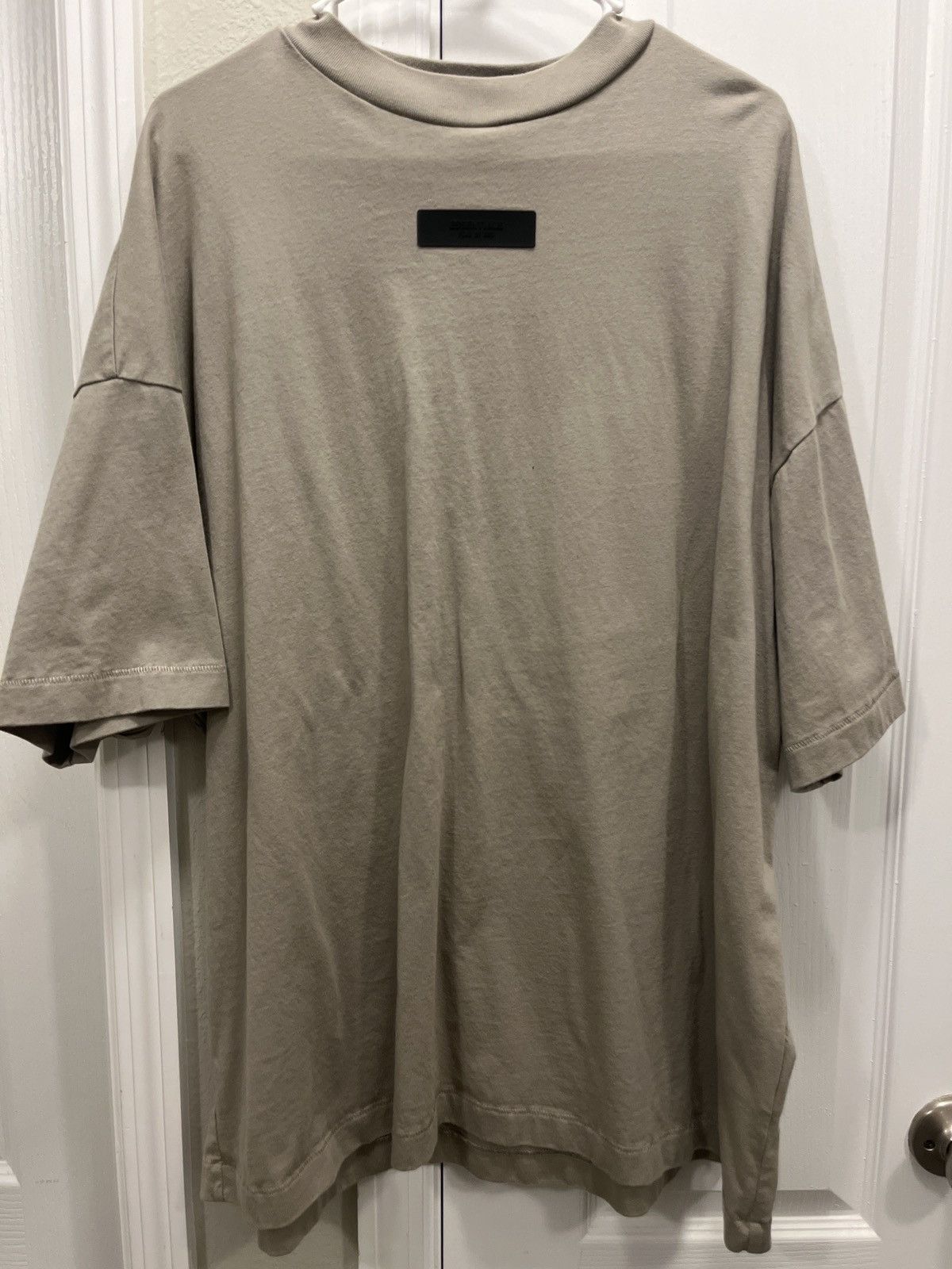 Designer × Essentials × Fear of God Fear of God Essentials short Sleeve T-Shirt Size US M / EU 48-50 / 2 - 1 Thumbnail