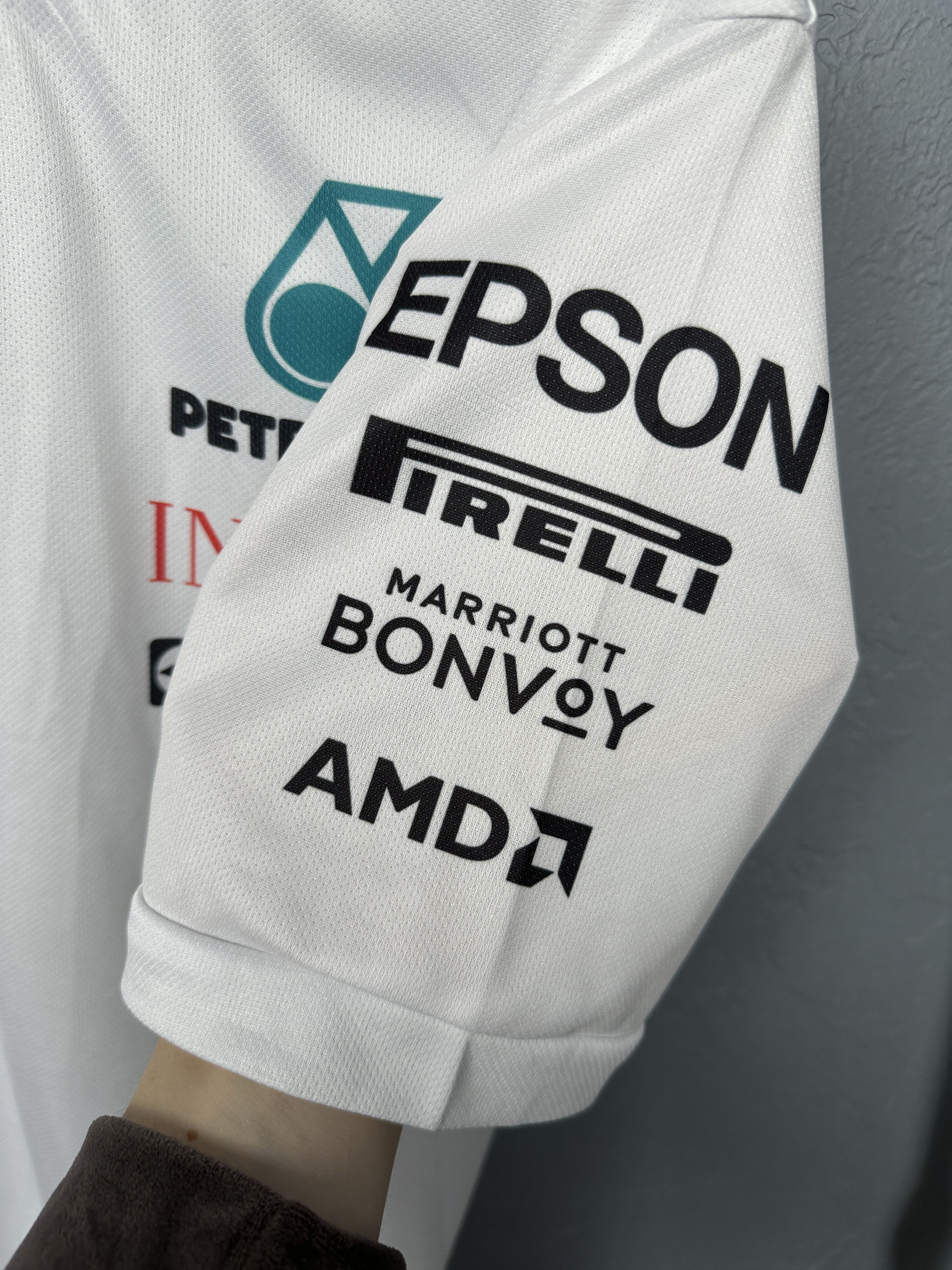 Mercedes-Benz Mercedes Benz Formula 1 Team Mens T-Shirt Tee Size US XXL / EU 58 / 5 - 4 Thumbnail