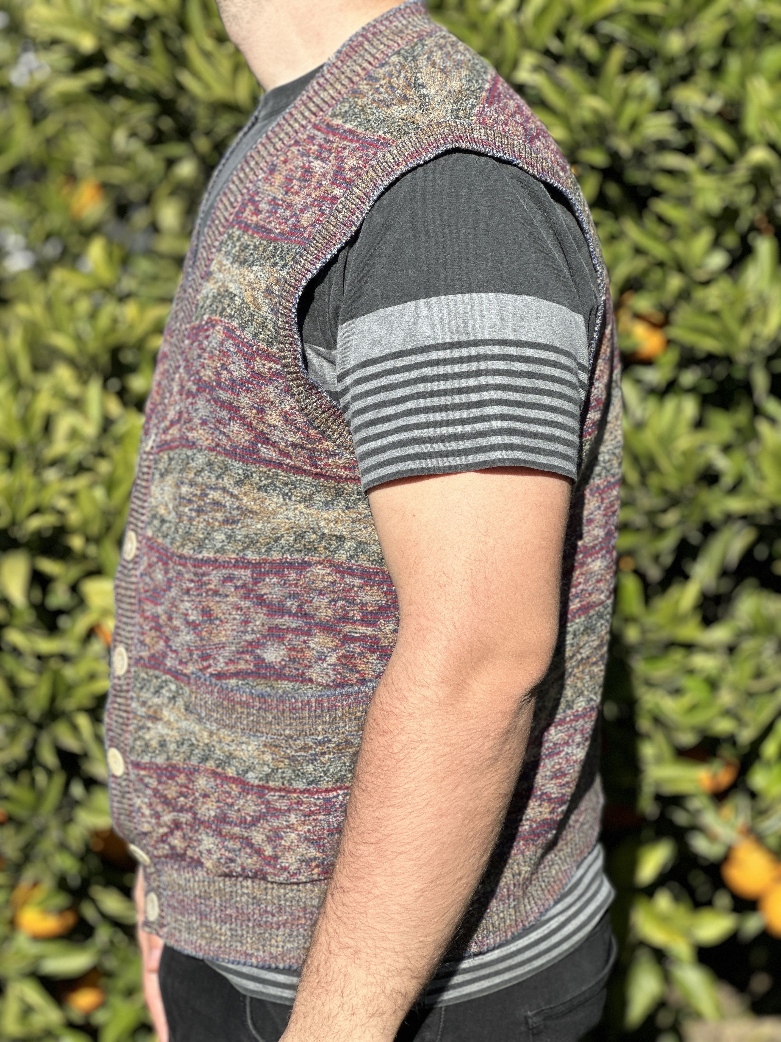 Missoni Missoni Sport Gilet 3D Knit Retro Sweater Vest Size 52 L Size US L / EU 52-54 / 3 - 9 Thumbnail