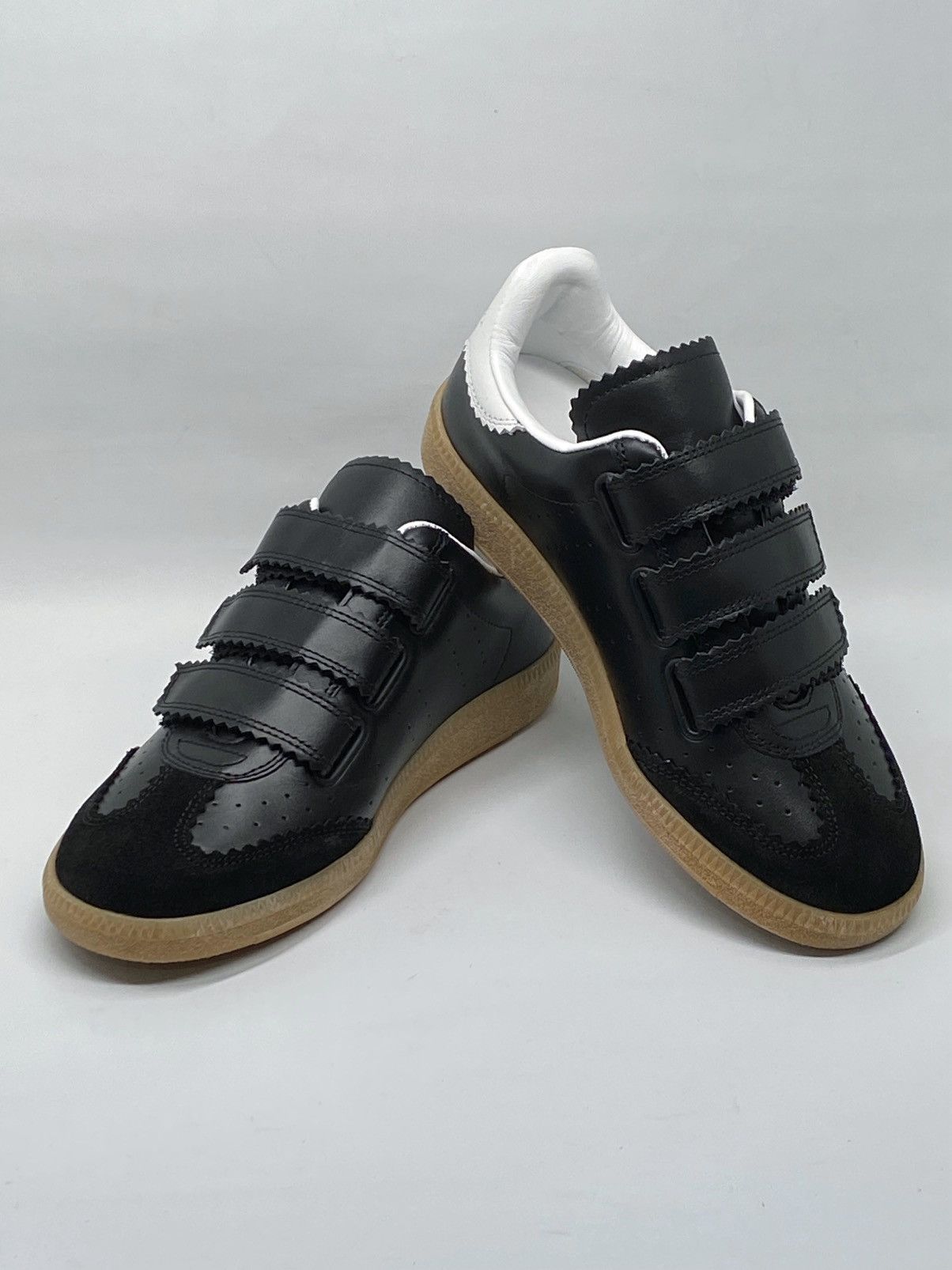 Isabel Marant Isabel Marant Beth Leather Grip-Strap Sneakers size 35 Size US 5 / IT 35 - 8 Thumbnail