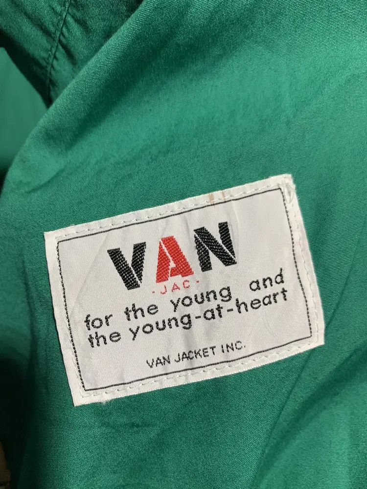 Japanese Brand Vintage Van jac boxy bomber light jacket Size US L / EU 52-54 / 3 - 11 Thumbnail