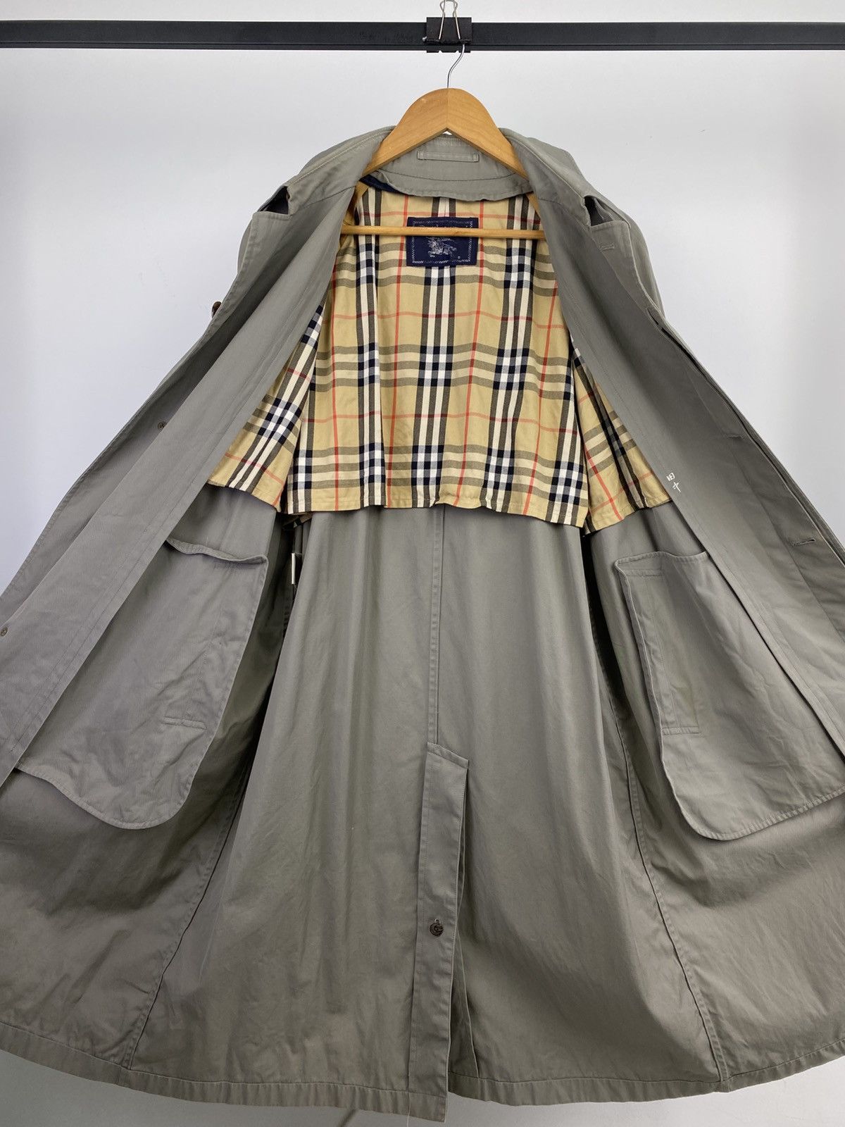 Burberry Vintage 90's Burberrys' Novacheck Lining Trechcoat Size US L / EU 52-54 / 3 - 7 Thumbnail