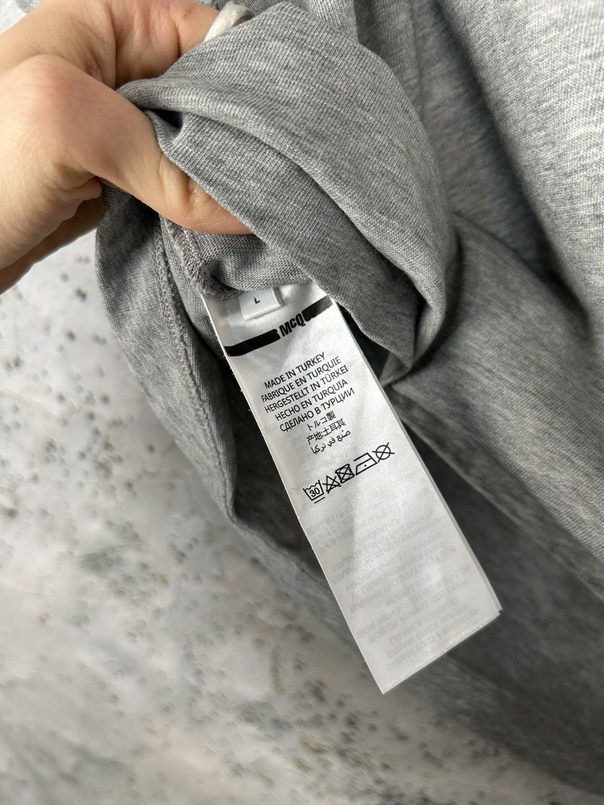 MCQ MCQ Japan Graphic Tee Avant Garde Designer Alternative Size US L / EU 52-54 / 3 - 5 Thumbnail