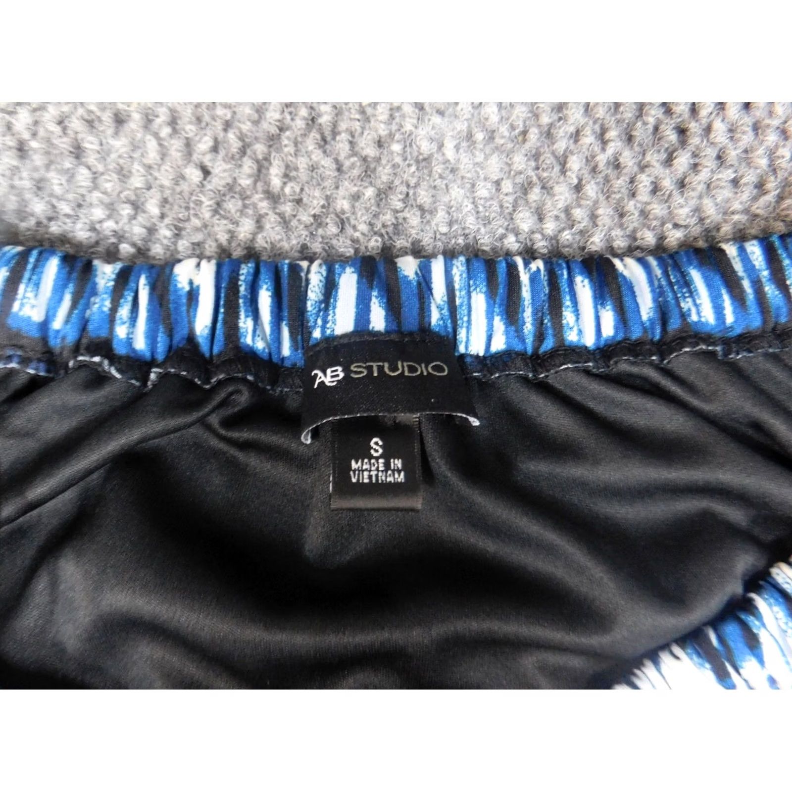 Vintage AB Studio Dress Womens Small Pullover A-Line Long Sleeve Knit Blue Knee Length Raglan Pattern Striped rayon Polyester Stretch Size S / US 4 / IT 40 - 4 Thumbnail