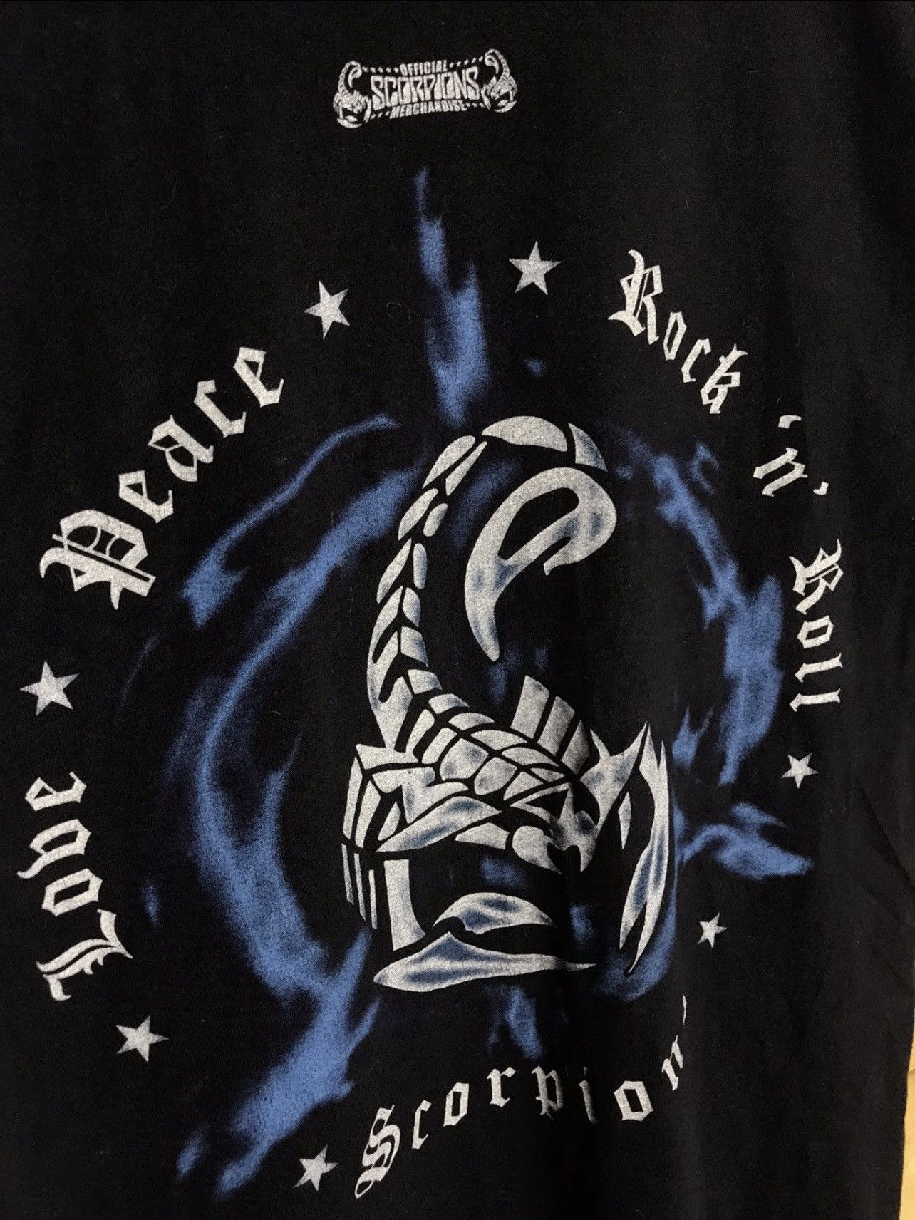 Vintage Vintage 00s Scorpions t shirt Size US L / EU 52-54 / 3 - 9 Thumbnail