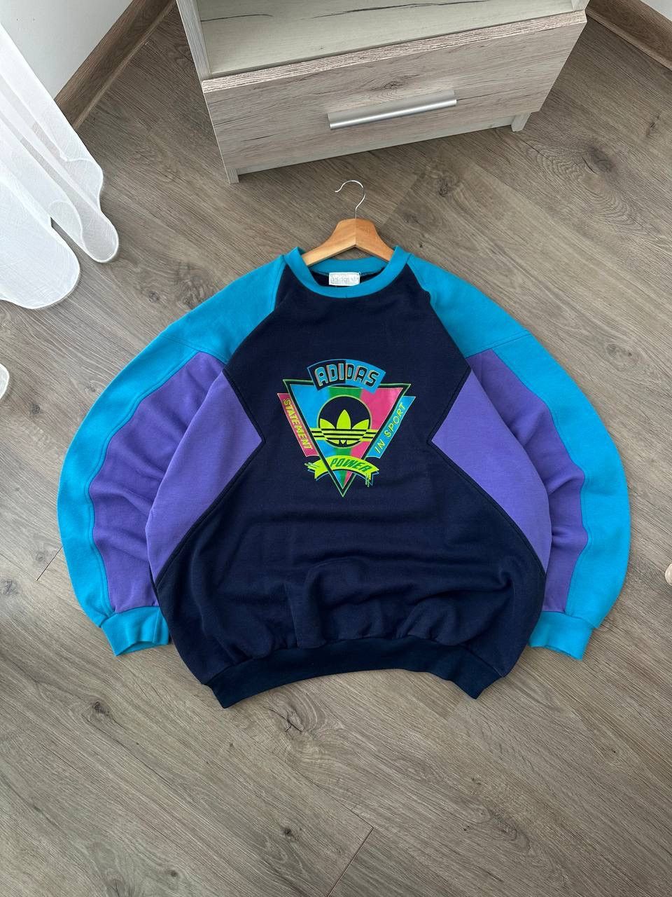 Adidas × Vintage Vintage Adidas Sportswear 90’s Center Logo Sweatshirt Size US L / EU 52-54 / 3 - 5 Thumbnail