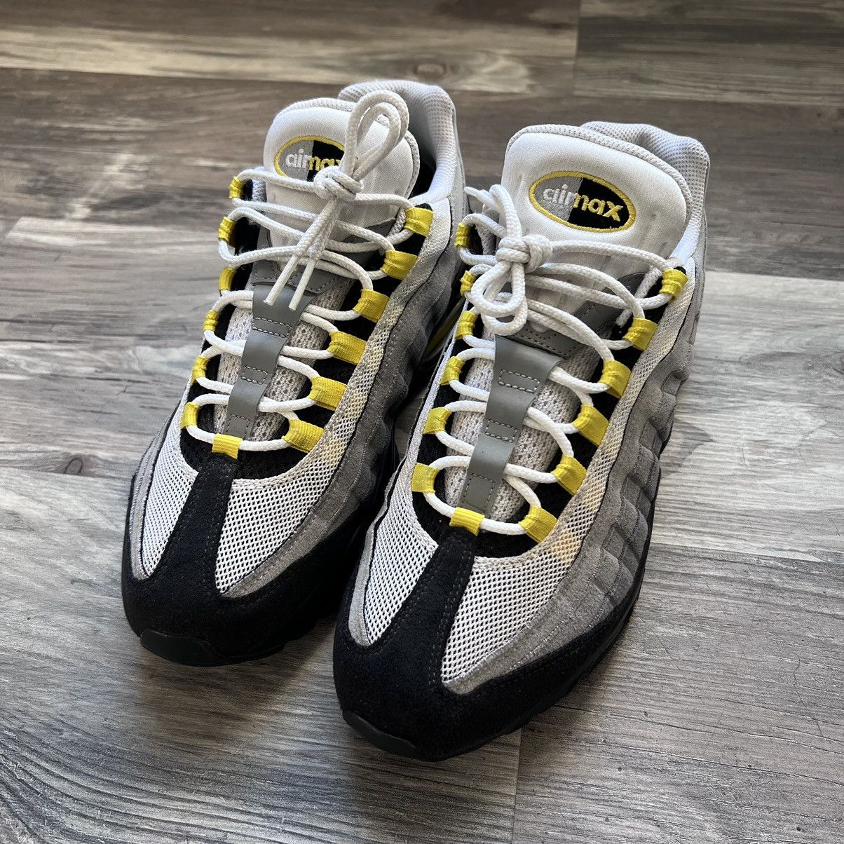 Nike A/W 2011 Nike Air Max 95 "Tour Yellow" Size US 9.5 / EU 42-43 - 3 Thumbnail