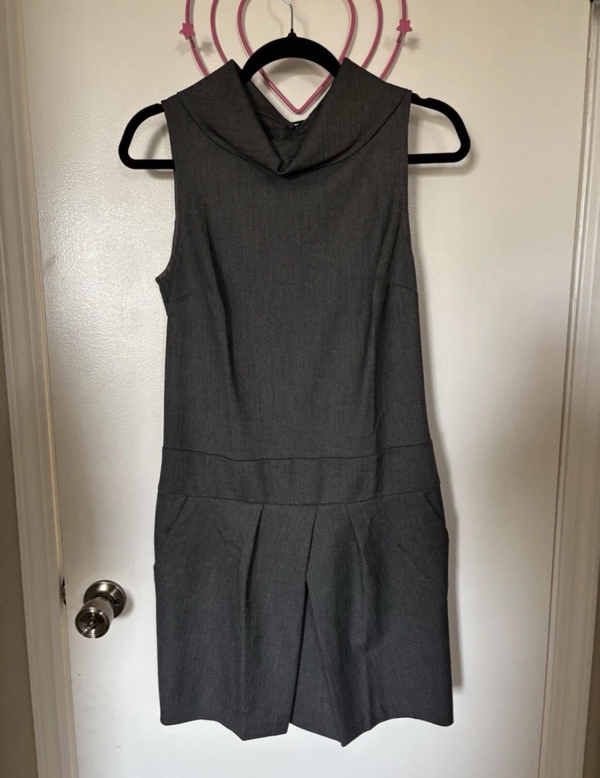 United Colors Of Benetton | STILE BENETTON | Elegant Gray Sleeveless Dress Size S / US 4 / IT 40 - 9 Thumbnail
