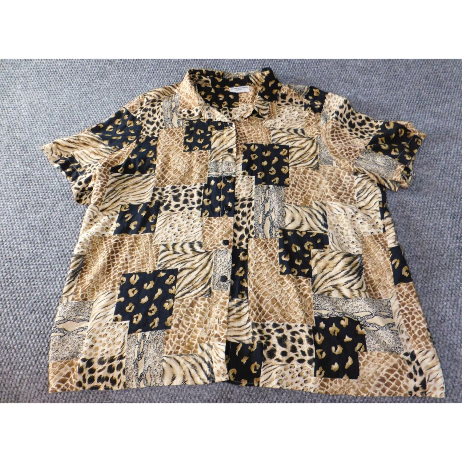 Vintage Alfred Dunner Button-Up Shirt Womens 22W Brown Floral Box Collared Short Sleeve Polyester Stretch Casual Regular Men/Women Not specified Size 3XL / US 20-22 - 3 Thumbnail