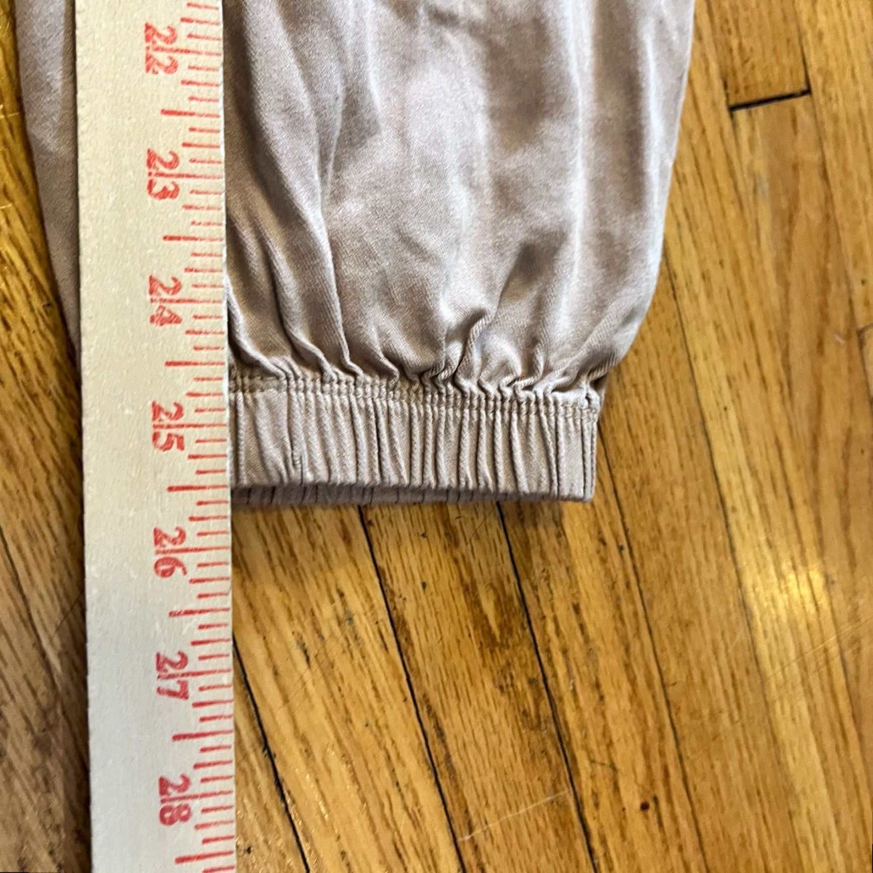 Juicy Couture Juicy Couture Pants Womens Small Beige Tan Jogger Cargo Ankle S Regular Cream Women Size 28" / US 6 / IT 42 - 8 Thumbnail