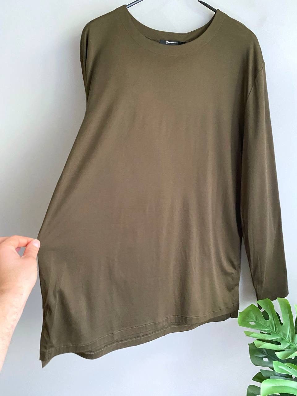 Alexander Wang Alexander Wang T Men's Army Olive Long Sleeve T-Shirt Size L Size US L / EU 52-54 / 3 - 6 Thumbnail