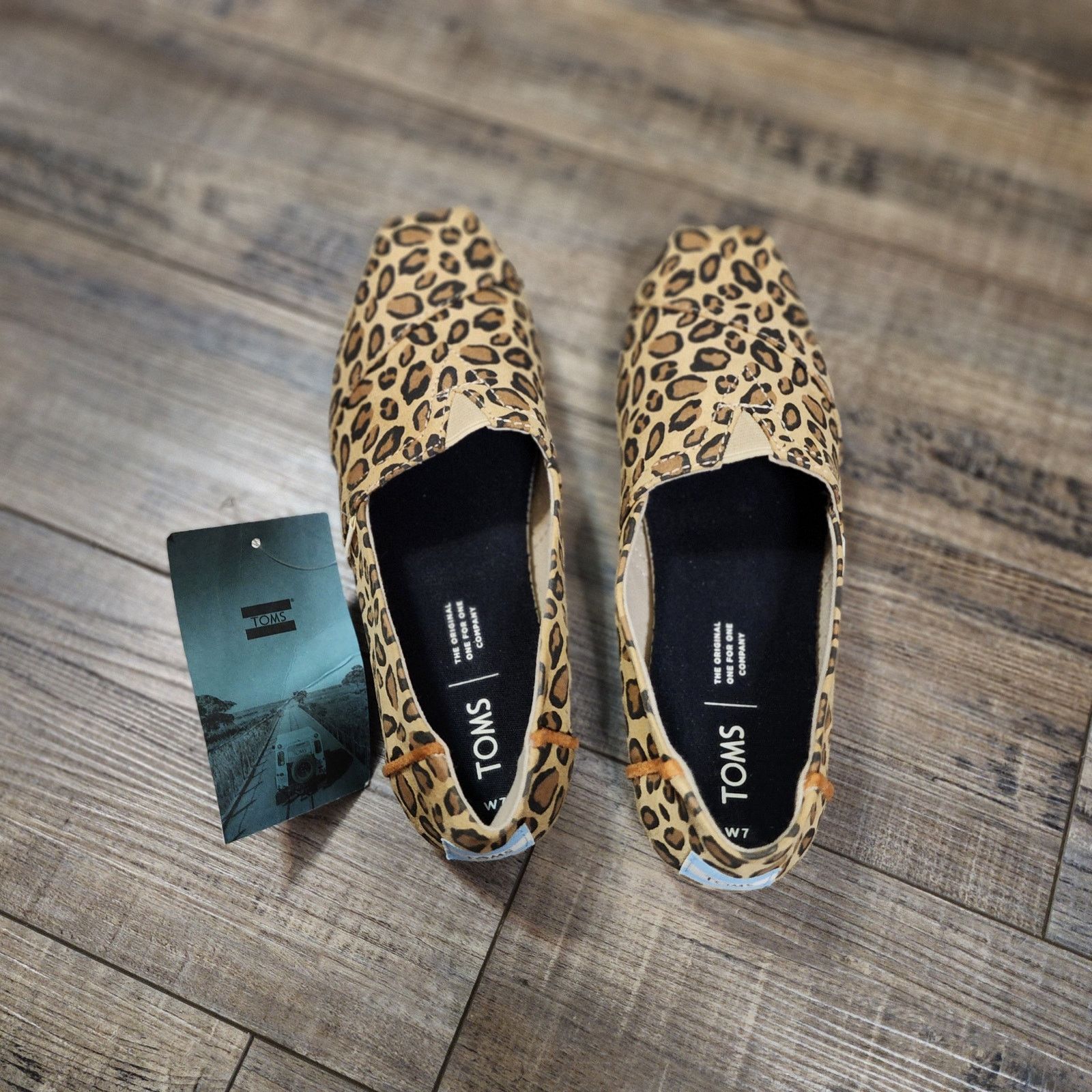 Toms New Toms Desert Tan Microfiber Leopard Print SZ 7NIB Shf Size US 7 / IT 37 - 2 Thumbnail