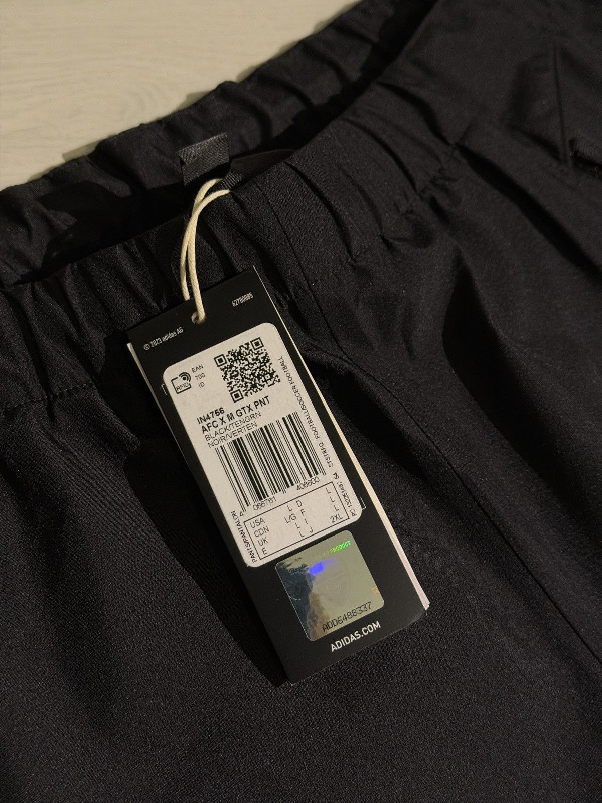 Adidas × Maharishi Adidas Arsenal x Maharishi Gore-Tex Pants BNWT Size L Size US 32 / EU 48 - 4 Thumbnail