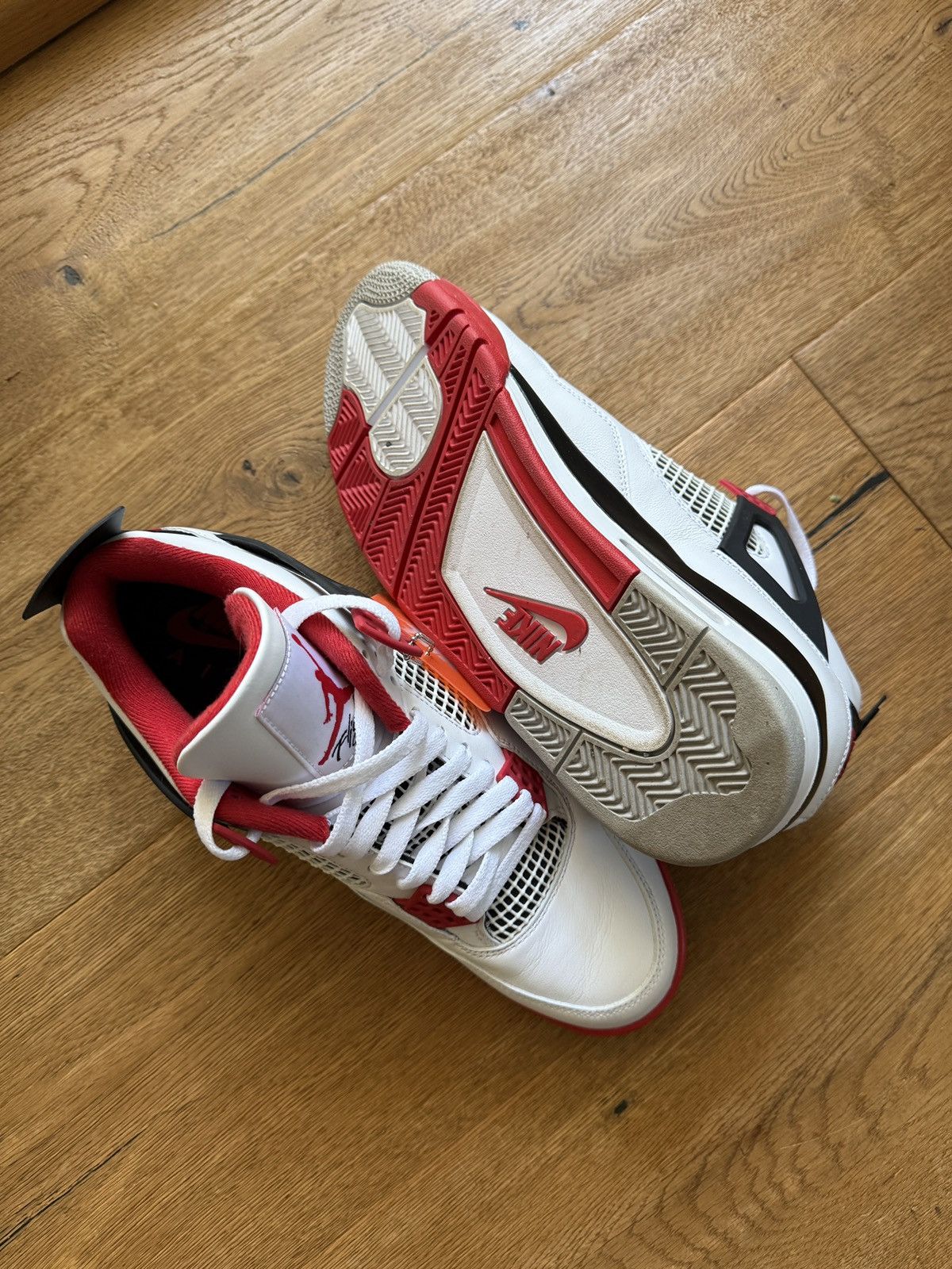 Jordan Brand × Nike Air Jordan 4 Fire Red Size US 10 / EU 43 - 4 Thumbnail