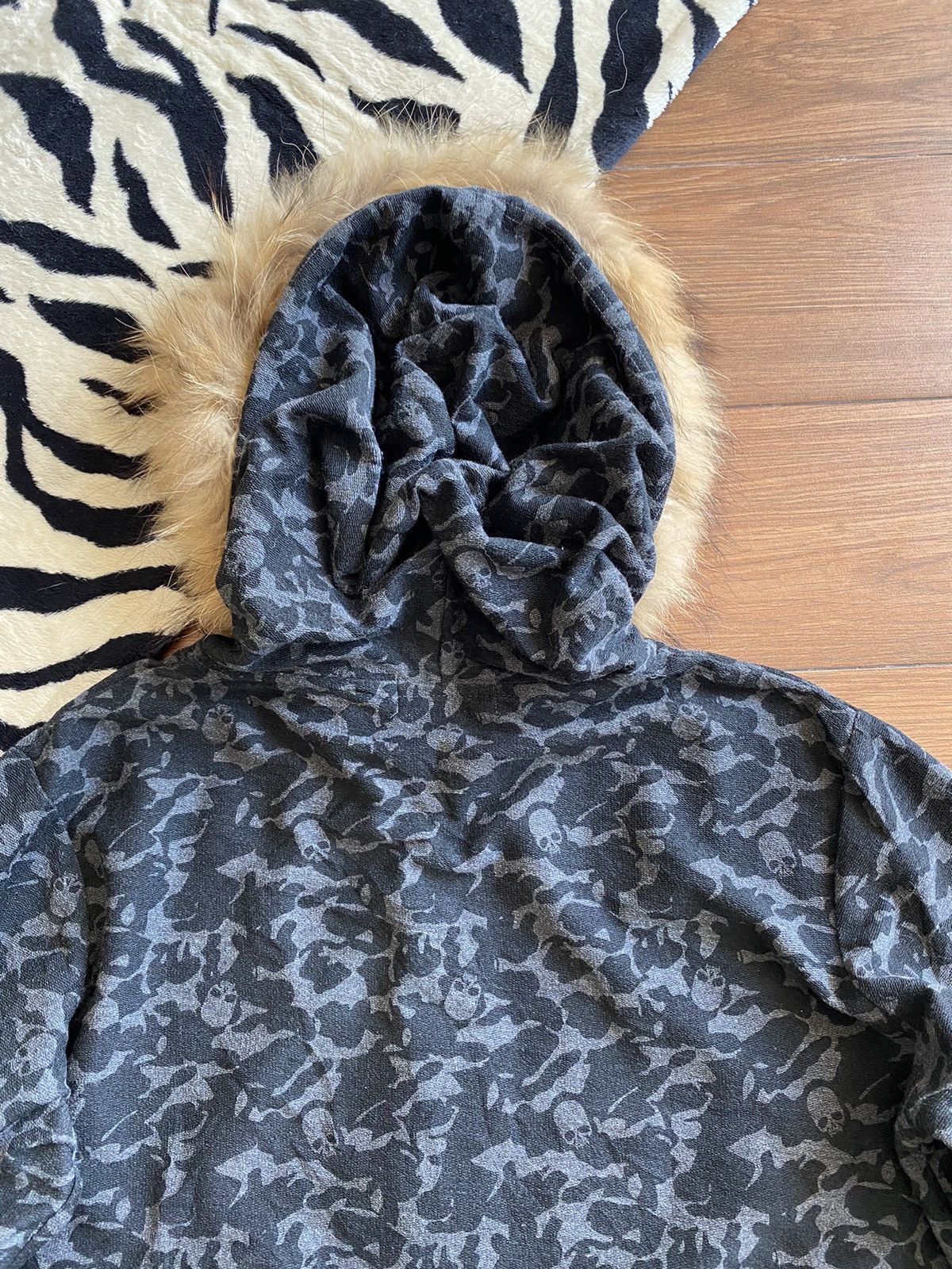 If Six Was Nine × Japanese Brand × Le Grande Bleu (L.G.B.) Japanese Roen Fur Hoodie Overprinted Camo Skull Size US L / EU 52-54 / 3 - 5 Thumbnail